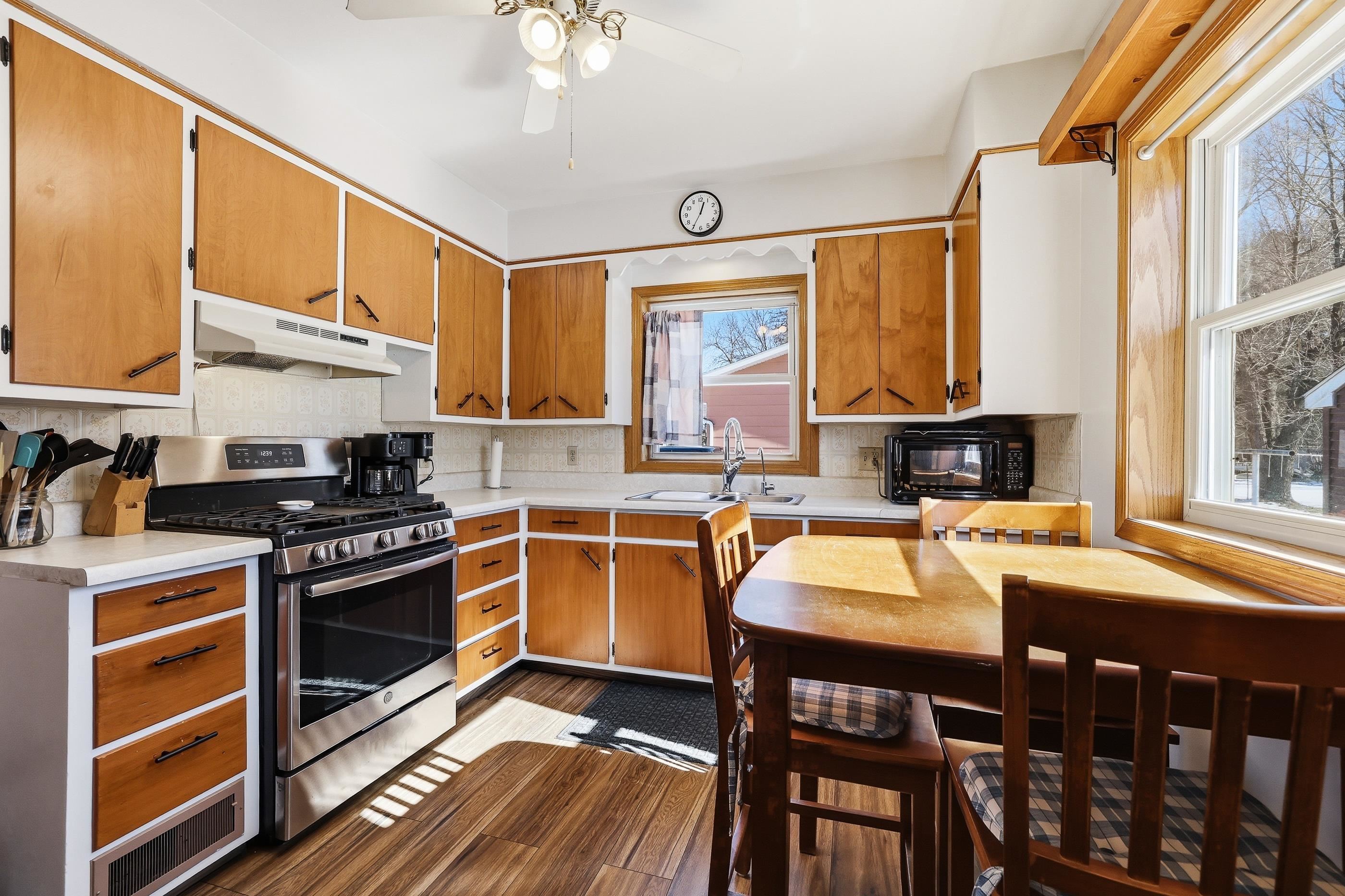 820 W FOURTH STREET, Mosinee, Wisconsin 54455, 2 Bedrooms Bedrooms, ,1 BathroomBathrooms,Residential,For Sale,820 W FOURTH STREET,22600847