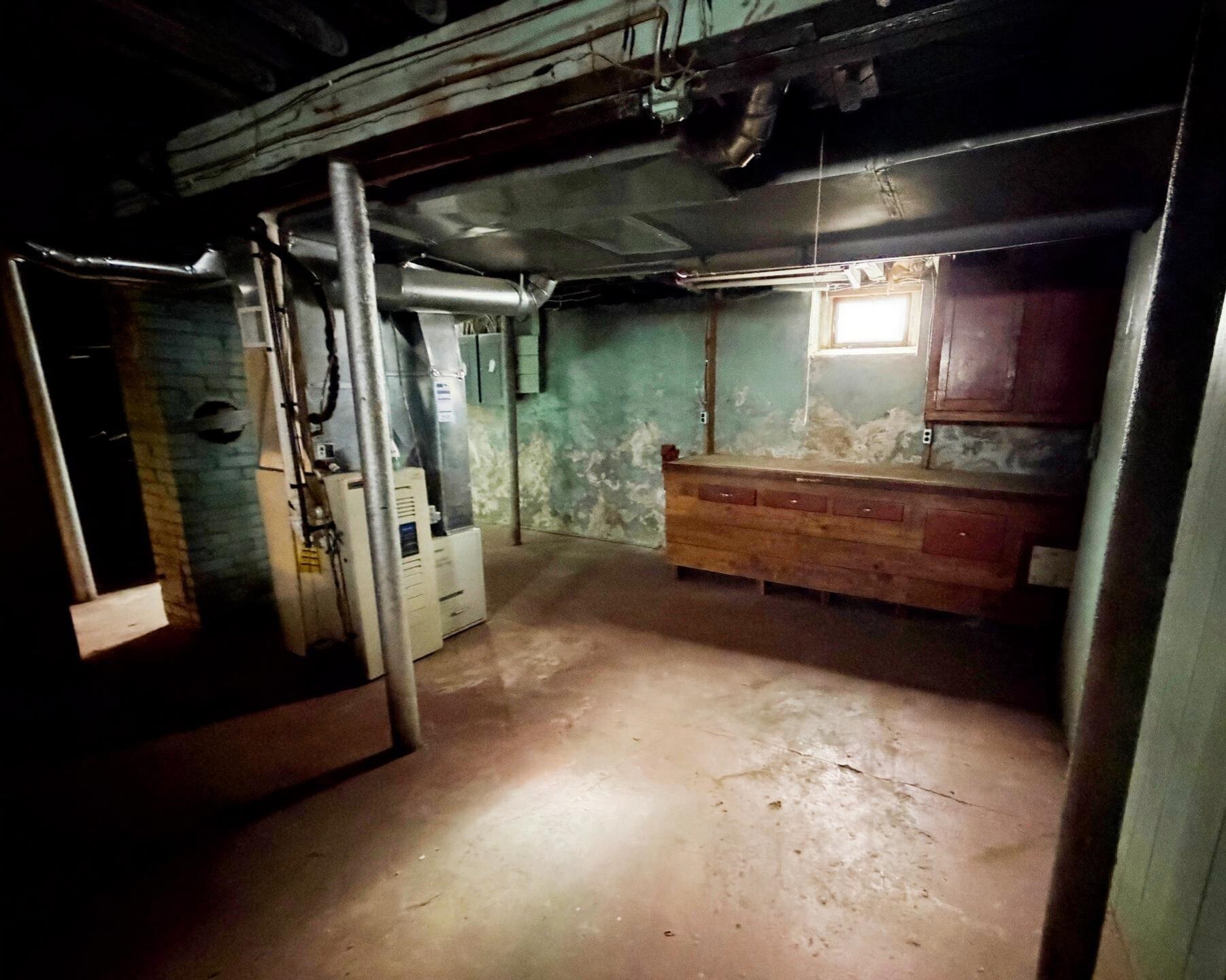 304 LINWOOD AVENUE, PARK RIDGE, Wisconsin 54481, 4 Bedrooms Bedrooms, ,2 BathroomsBathrooms,Residential,For Sale,304 LINWOOD AVENUE,22600849