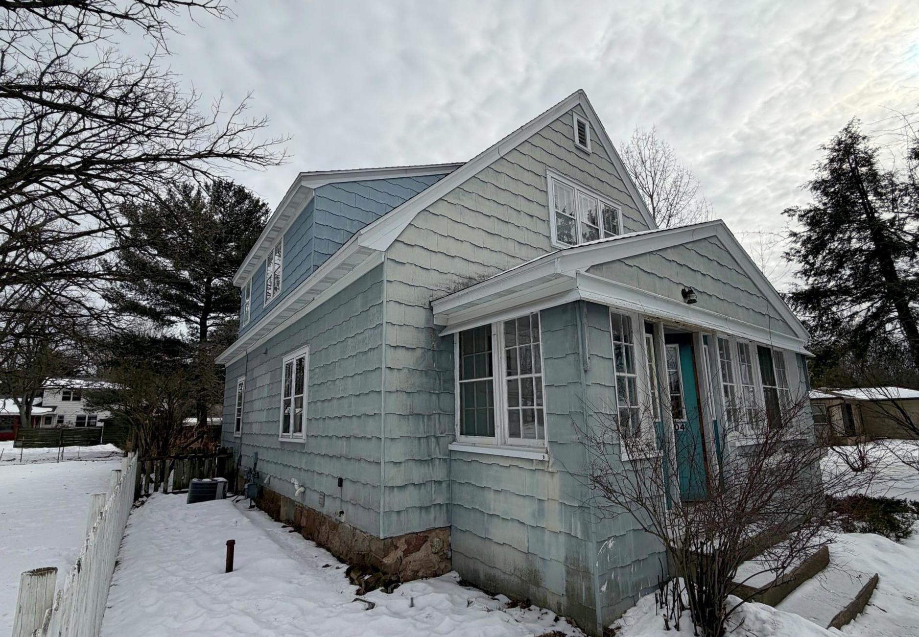 304 LINWOOD AVENUE, PARK RIDGE, Wisconsin 54481, 4 Bedrooms Bedrooms, ,2 BathroomsBathrooms,Residential,For Sale,304 LINWOOD AVENUE,22600849