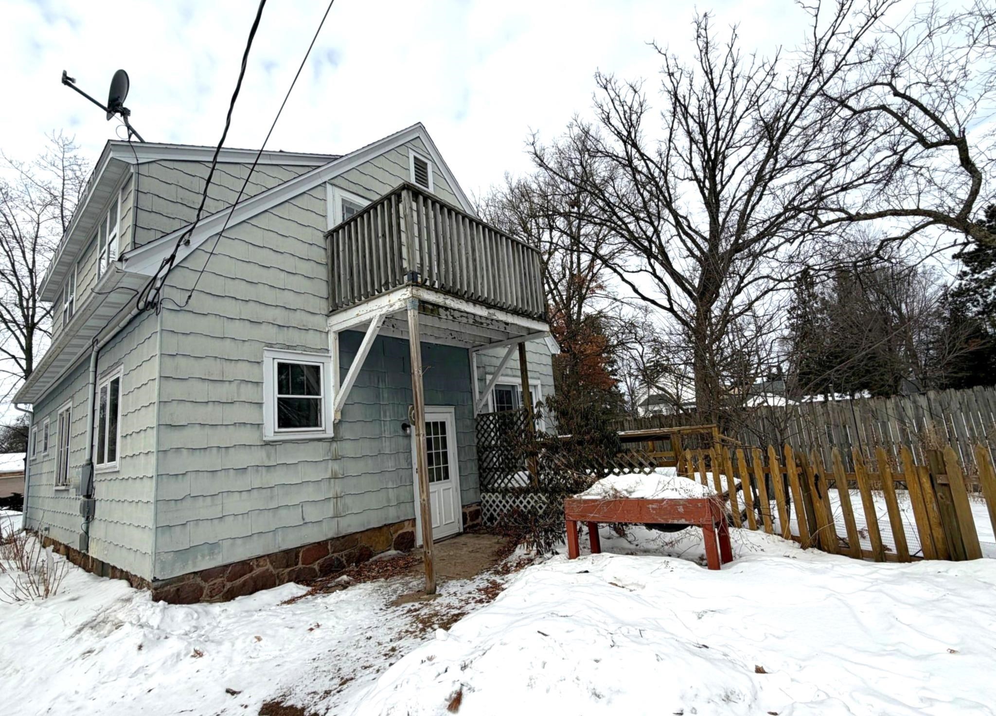 304 LINWOOD AVENUE, PARK RIDGE, Wisconsin 54481, 4 Bedrooms Bedrooms, ,2 BathroomsBathrooms,Residential,For Sale,304 LINWOOD AVENUE,22600849