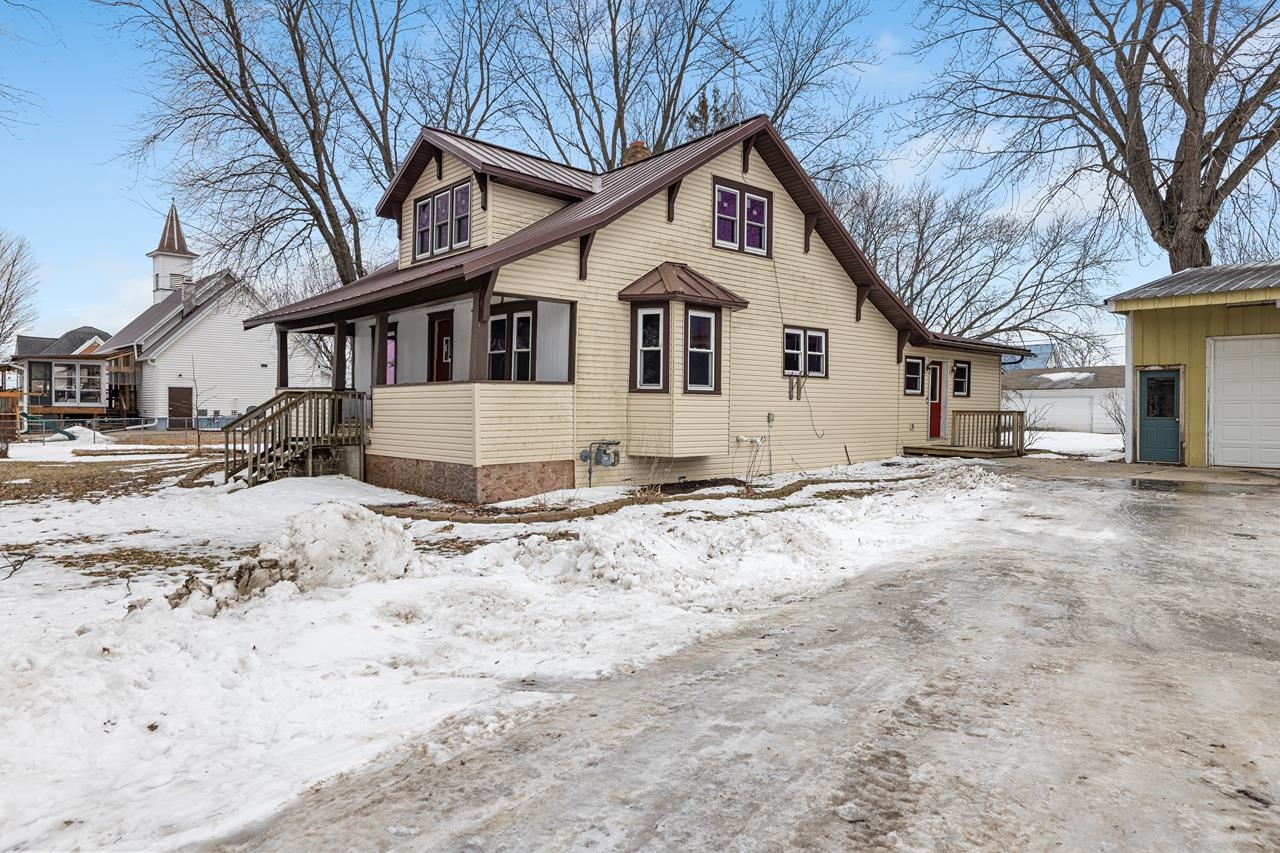 232460 VILAS STREET, Athens, Wisconsin 54411, 5 Bedrooms Bedrooms, ,2 BathroomsBathrooms,Residential,For Sale,232460 VILAS STREET,22600860
