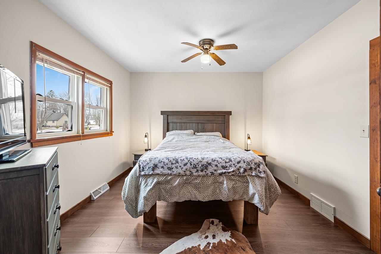 232460 VILAS STREET, Athens, Wisconsin 54411, 5 Bedrooms Bedrooms, ,2 BathroomsBathrooms,Residential,For Sale,232460 VILAS STREET,22600860