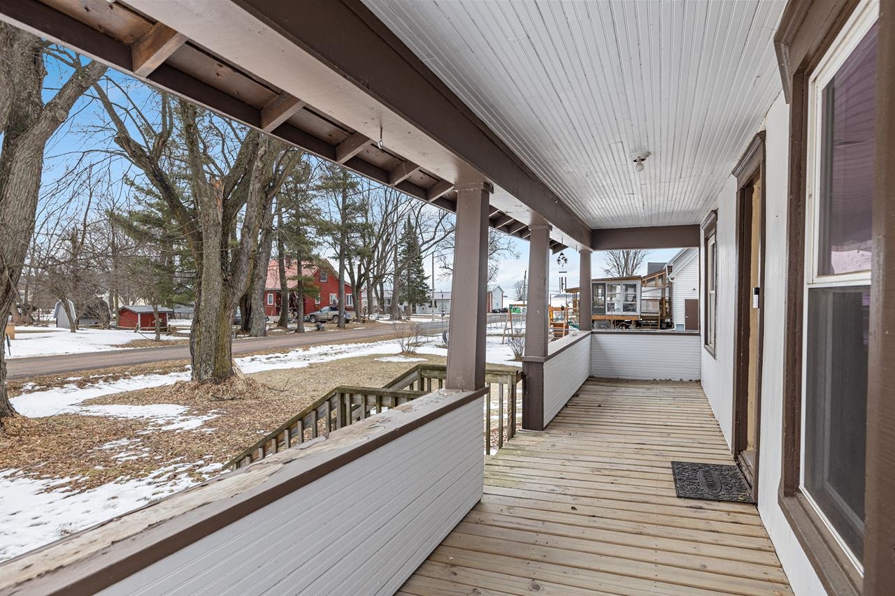 232460 VILAS STREET, Athens, Wisconsin 54411, 5 Bedrooms Bedrooms, ,2 BathroomsBathrooms,Residential,For Sale,232460 VILAS STREET,22600860