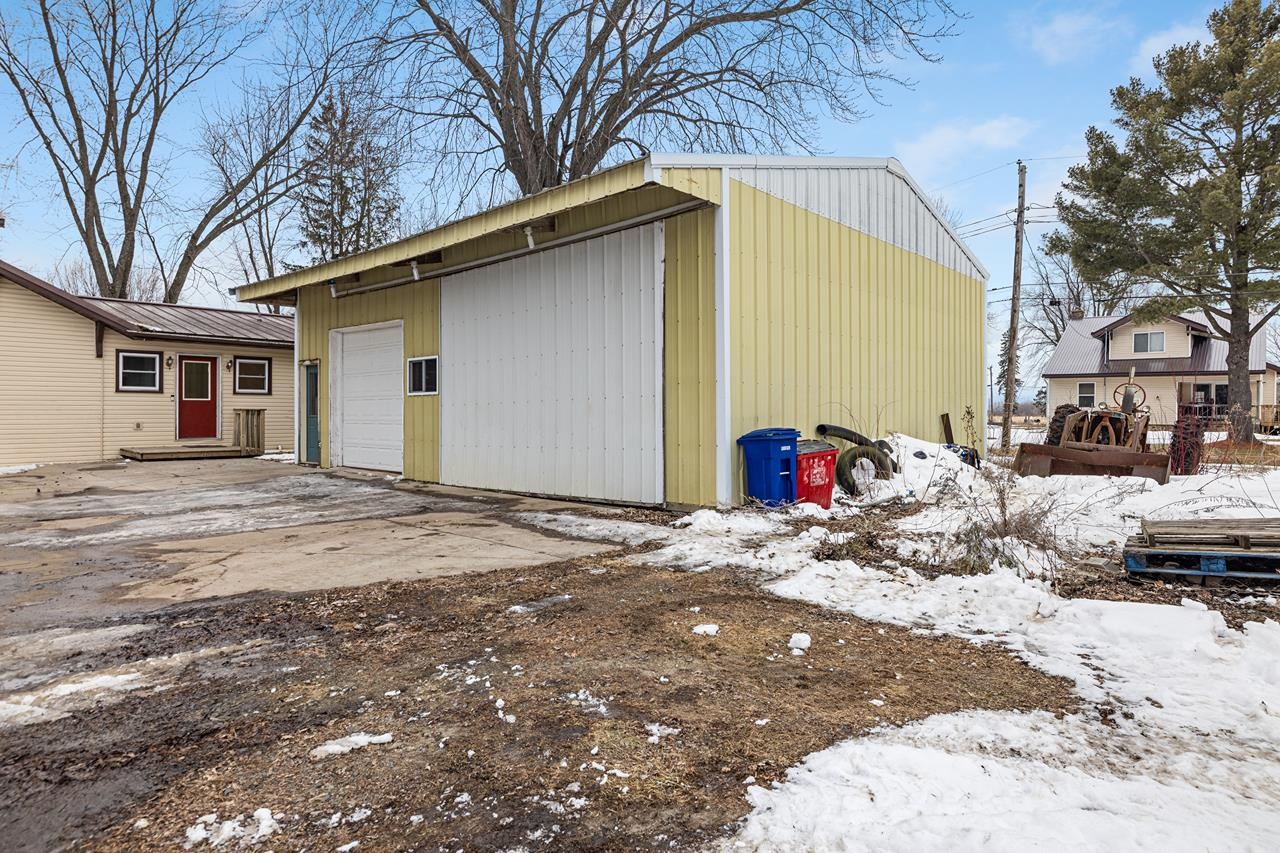 232460 VILAS STREET, Athens, Wisconsin 54411, 5 Bedrooms Bedrooms, ,2 BathroomsBathrooms,Residential,For Sale,232460 VILAS STREET,22600860