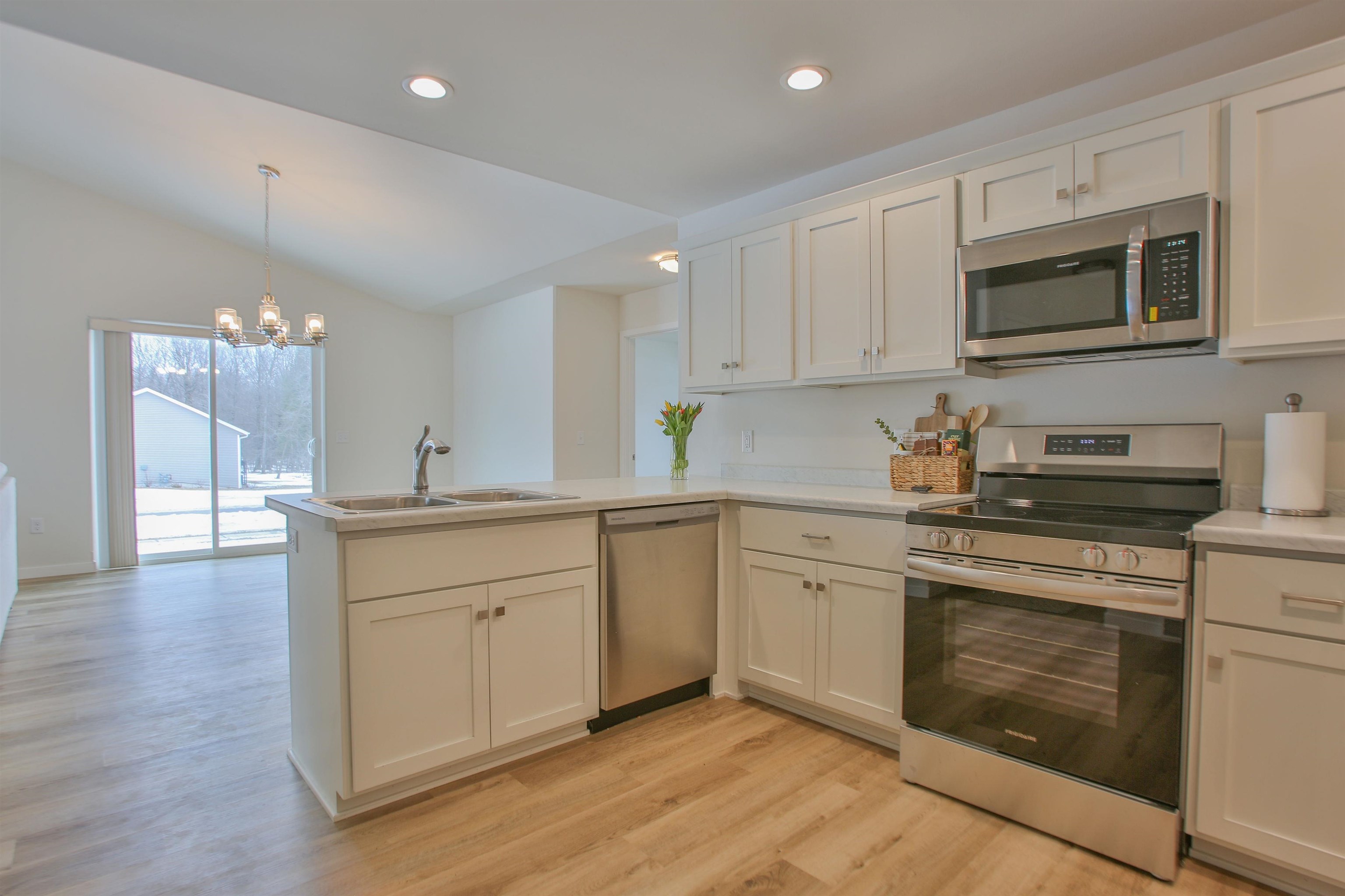 3703 Green Pastures Lane, Weston, Wisconsin 54476, 2 Bedrooms Bedrooms, ,2 BathroomsBathrooms,Residential,For Sale,3703 Green Pastures Lane,22600861