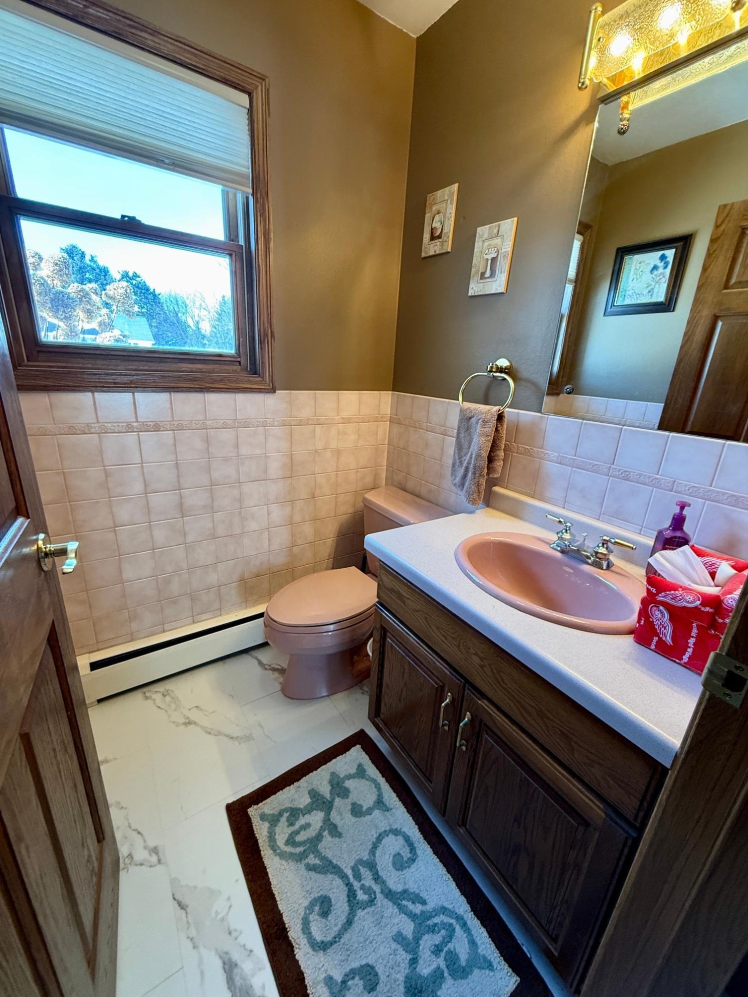 411 MAYFAIR STREET, Antigo, Wisconsin 54409, 3 Bedrooms Bedrooms, ,2 BathroomsBathrooms,Residential,For Sale,411 MAYFAIR STREET,22600863