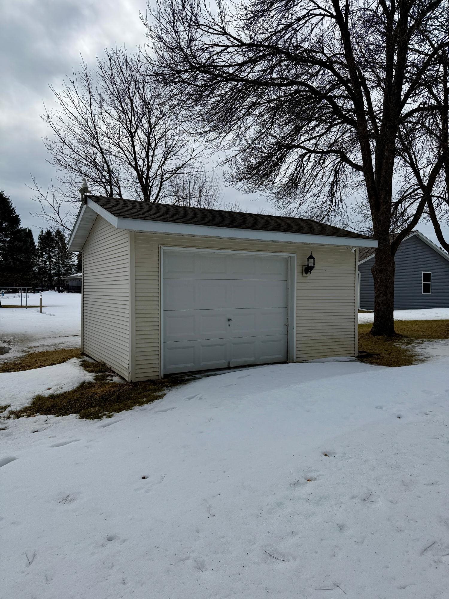 411 MAYFAIR STREET, Antigo, Wisconsin 54409, 3 Bedrooms Bedrooms, ,2 BathroomsBathrooms,Residential,For Sale,411 MAYFAIR STREET,22600863
