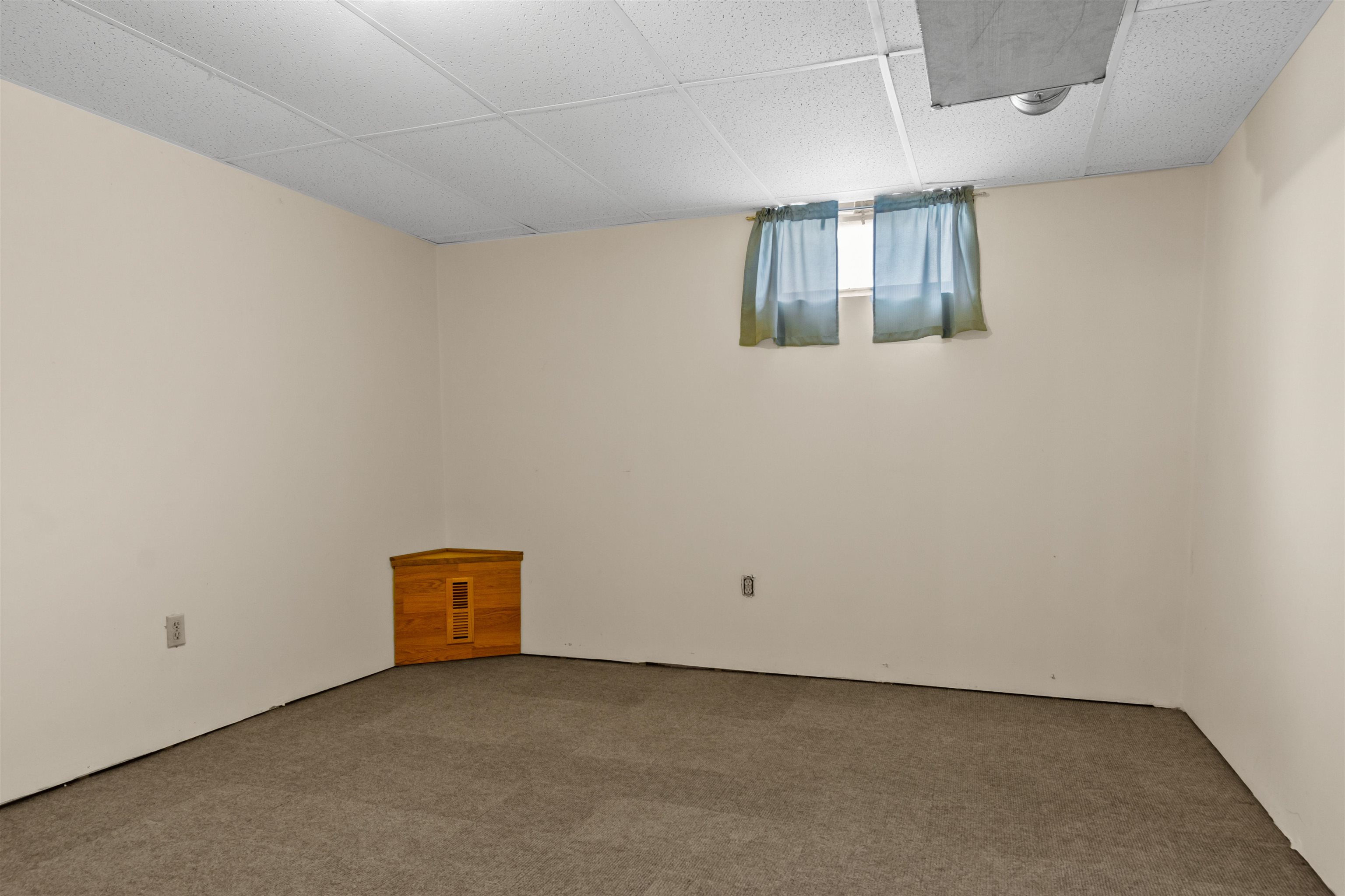 610 S BIRON DRIVE, Wisconsin Rapids, Wisconsin 54494, 2 Bedrooms Bedrooms, ,2 BathroomsBathrooms,Residential,For Sale,610 S BIRON DRIVE,22600864