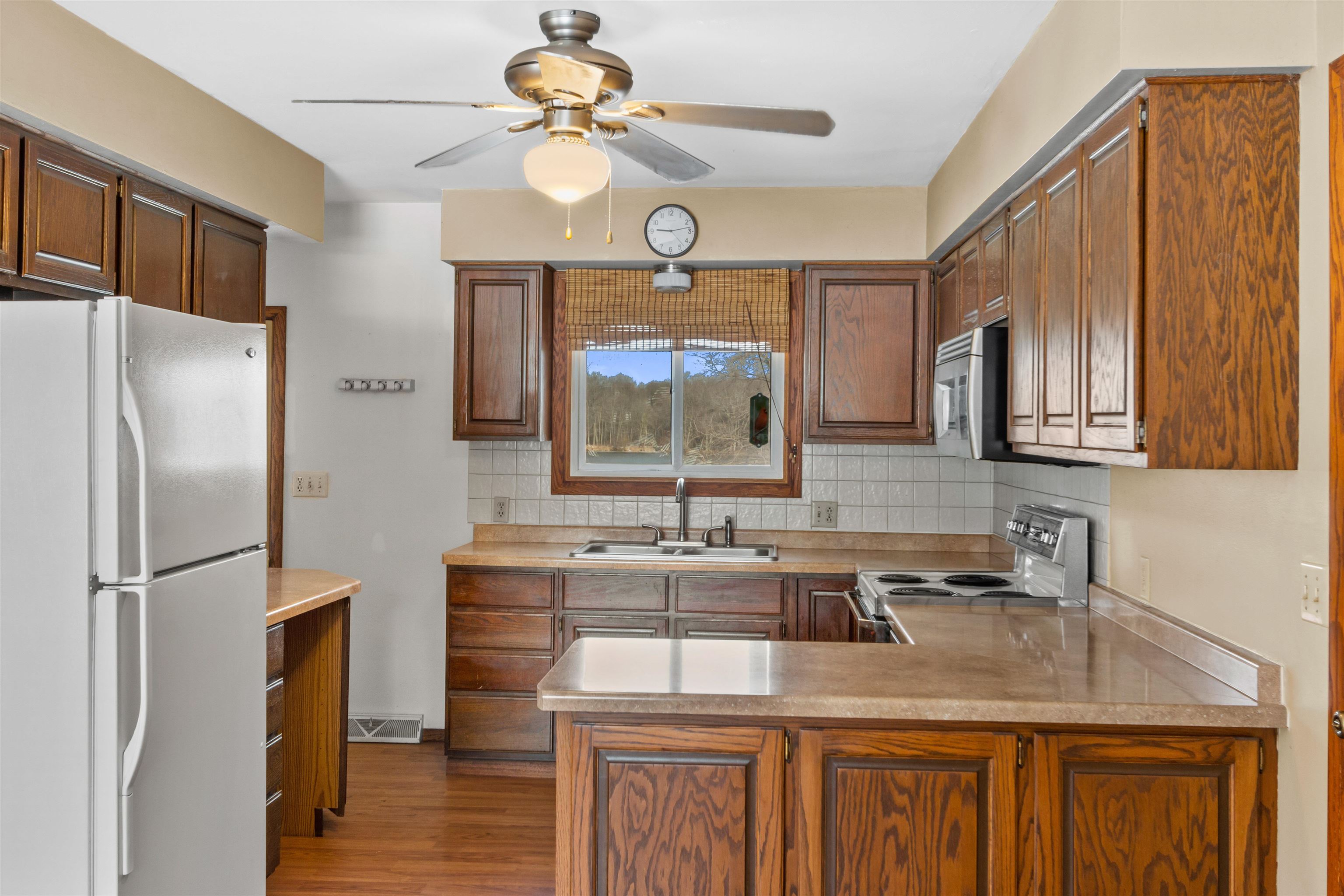 610 S BIRON DRIVE, Wisconsin Rapids, Wisconsin 54494, 2 Bedrooms Bedrooms, ,2 BathroomsBathrooms,Residential,For Sale,610 S BIRON DRIVE,22600864