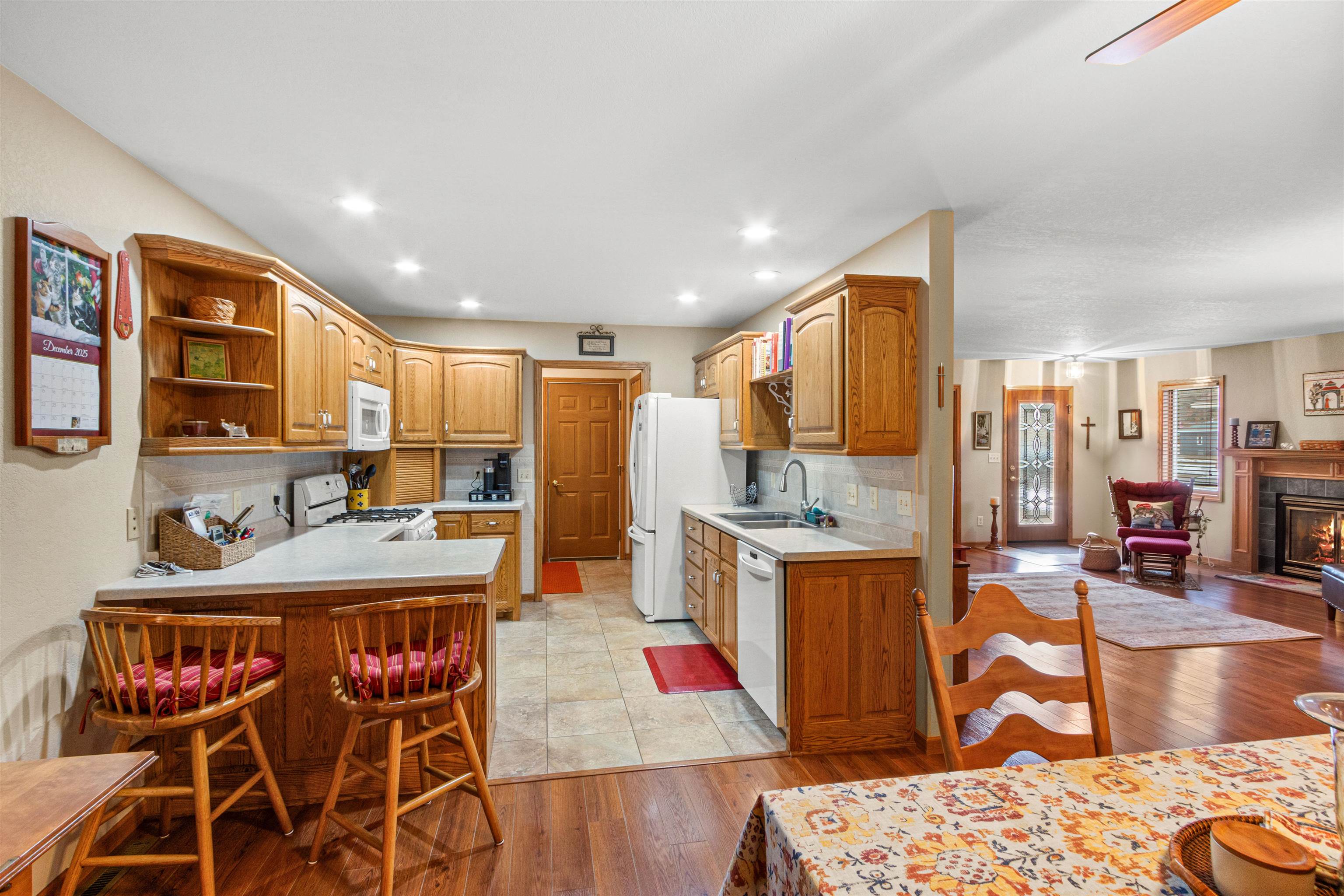 4621 RIDGEVIEW COURT, Wisconsin Rapids, Wisconsin 54494, 2 Bedrooms Bedrooms, ,2 BathroomsBathrooms,Residential,For Sale,4621 RIDGEVIEW COURT,22600865