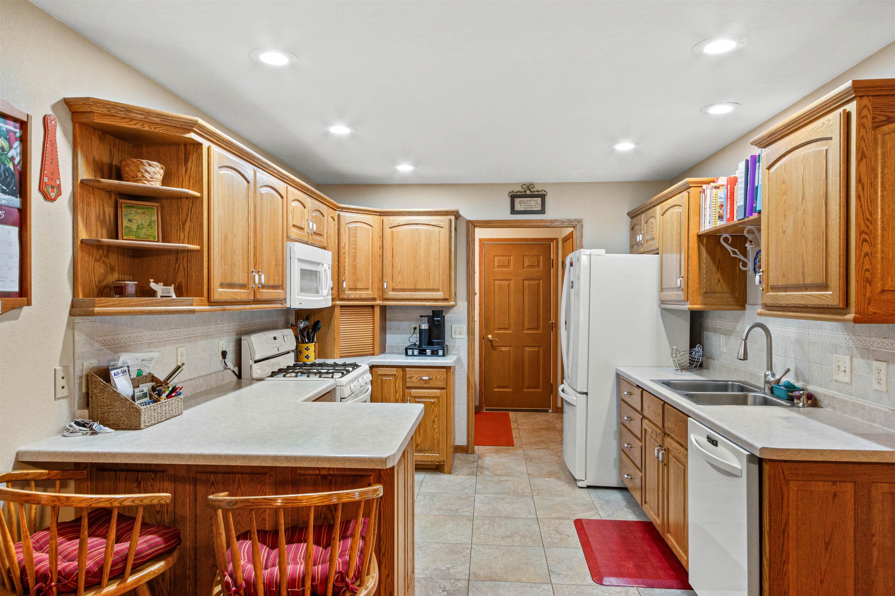 4621 RIDGEVIEW COURT, Wisconsin Rapids, Wisconsin 54494, 2 Bedrooms Bedrooms, ,2 BathroomsBathrooms,Residential,For Sale,4621 RIDGEVIEW COURT,22600865