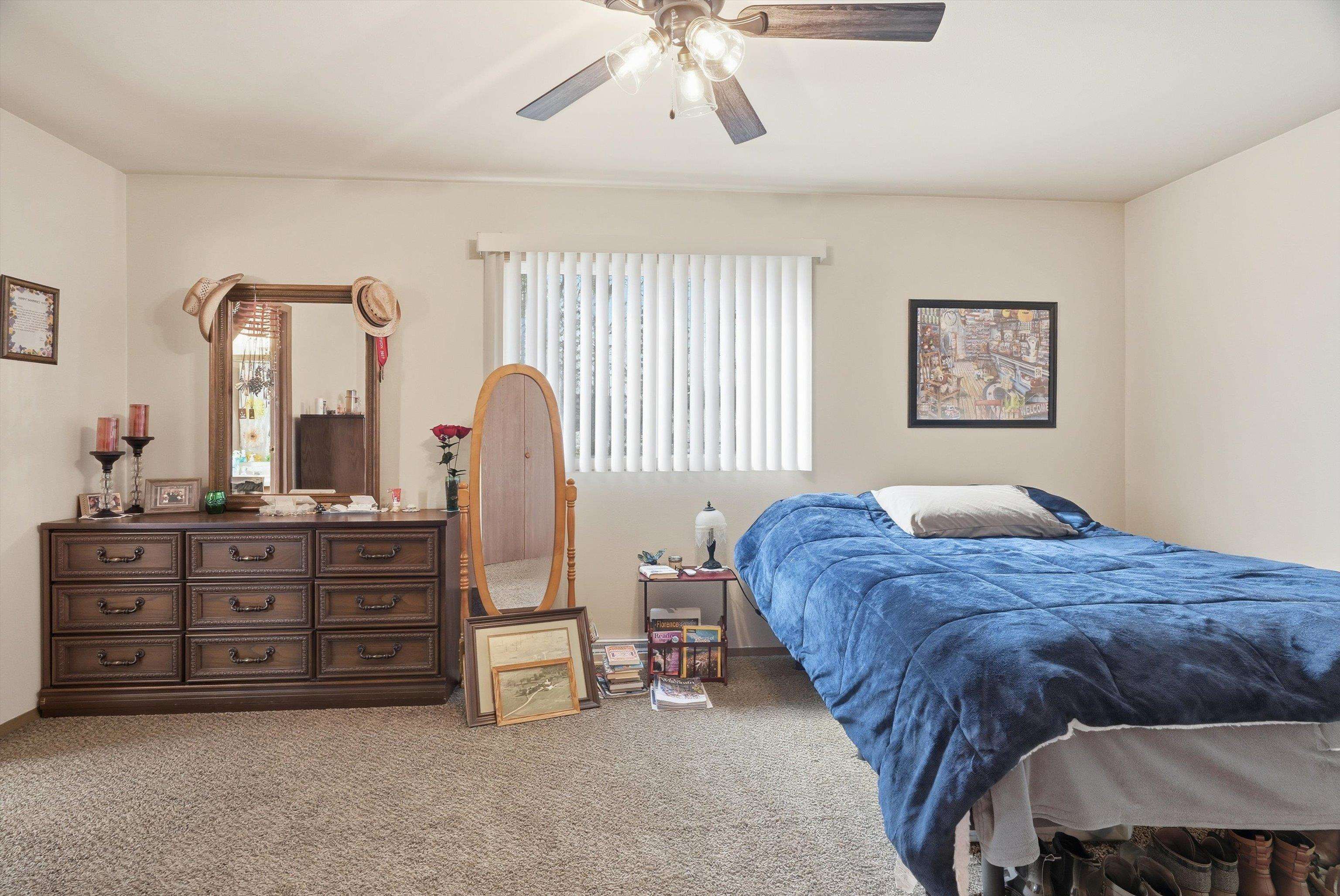 1304-1304a N HUME AVENUE, Marshfield, Wisconsin 54449, 2 Bedrooms Bedrooms, 5 Rooms Rooms,2 BathroomsBathrooms,Multi-family,For Sale,1304-1304a N HUME AVENUE,22600866