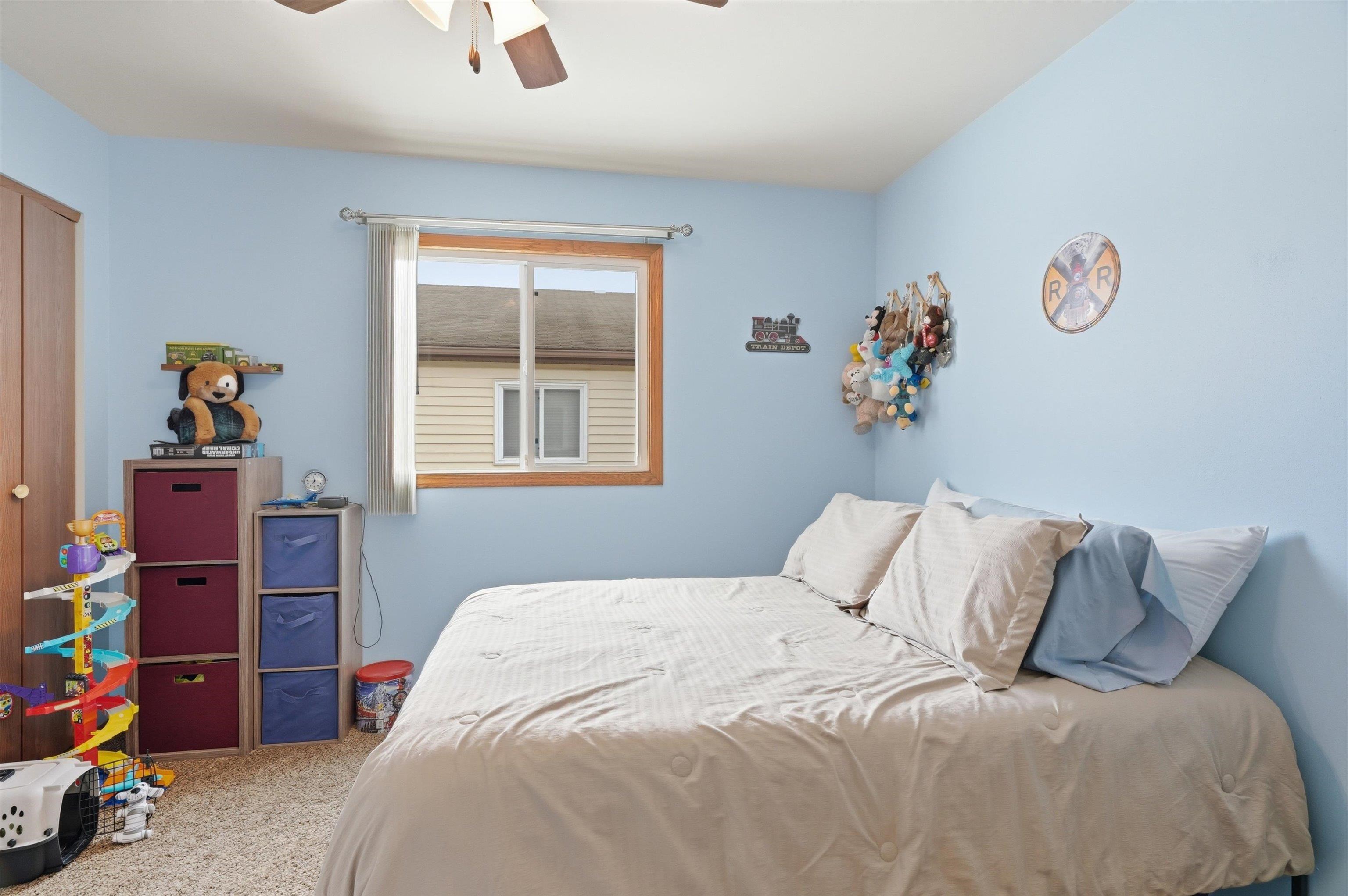 1304-1304a N HUME AVENUE, Marshfield, Wisconsin 54449, 2 Bedrooms Bedrooms, 5 Rooms Rooms,2 BathroomsBathrooms,Multi-family,For Sale,1304-1304a N HUME AVENUE,22600866