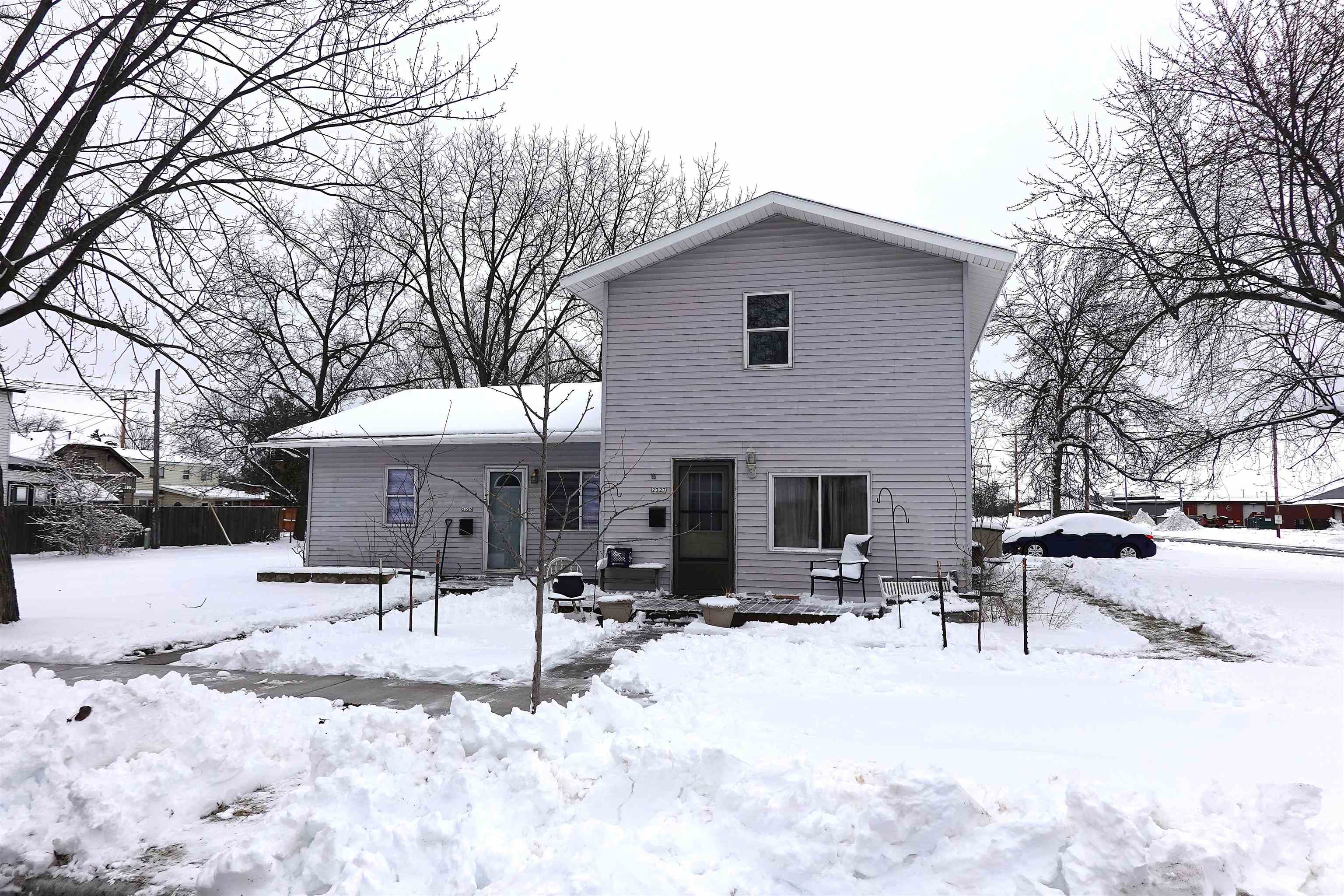 2325-2327 EAST AVENUE, Stevens Point, Wisconsin 54481, 3 Bedrooms Bedrooms, 5 Rooms Rooms,1 BathroomBathrooms,Multi-family,For Sale,2325-2327 EAST AVENUE,22600868