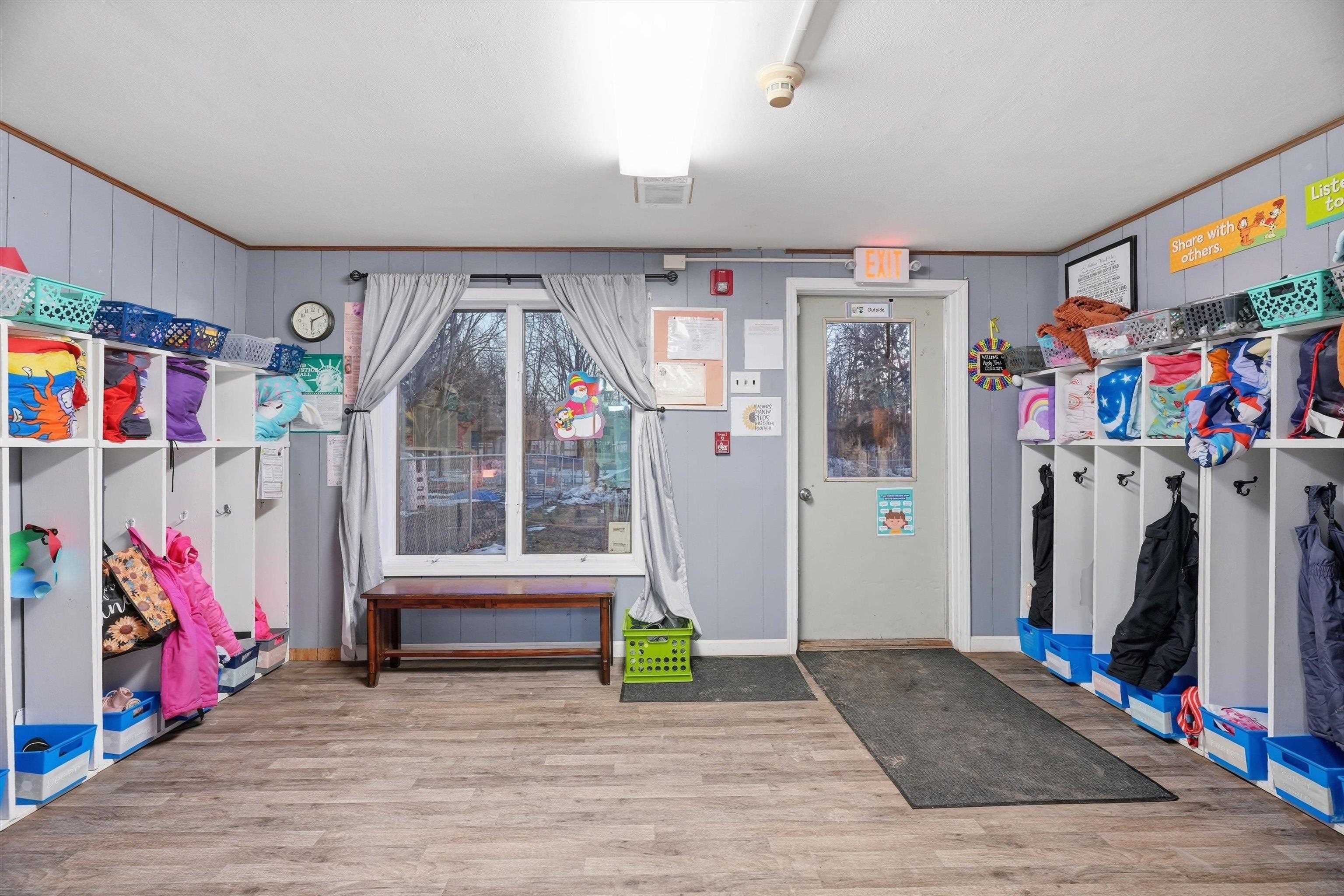 806-808 E VILAS STREET, Marshfield, Wisconsin 54449, 2 Bedrooms Bedrooms, ,1 BathroomBathrooms,Multi-family,For Sale,806-808 E VILAS STREET,22600870