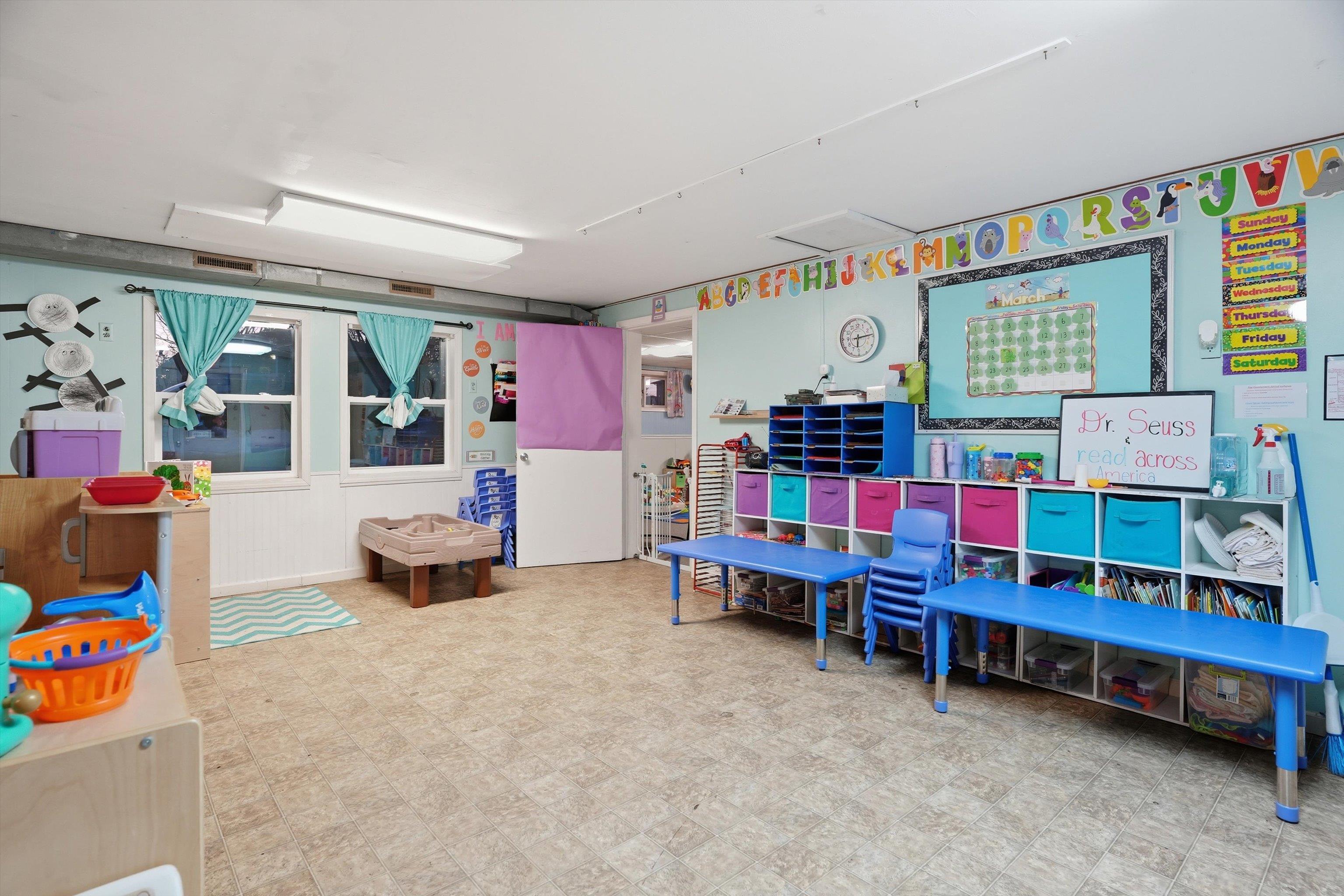 806-808 E VILAS STREET, Marshfield, Wisconsin 54449, 2 Bedrooms Bedrooms, ,1 BathroomBathrooms,Multi-family,For Sale,806-808 E VILAS STREET,22600870