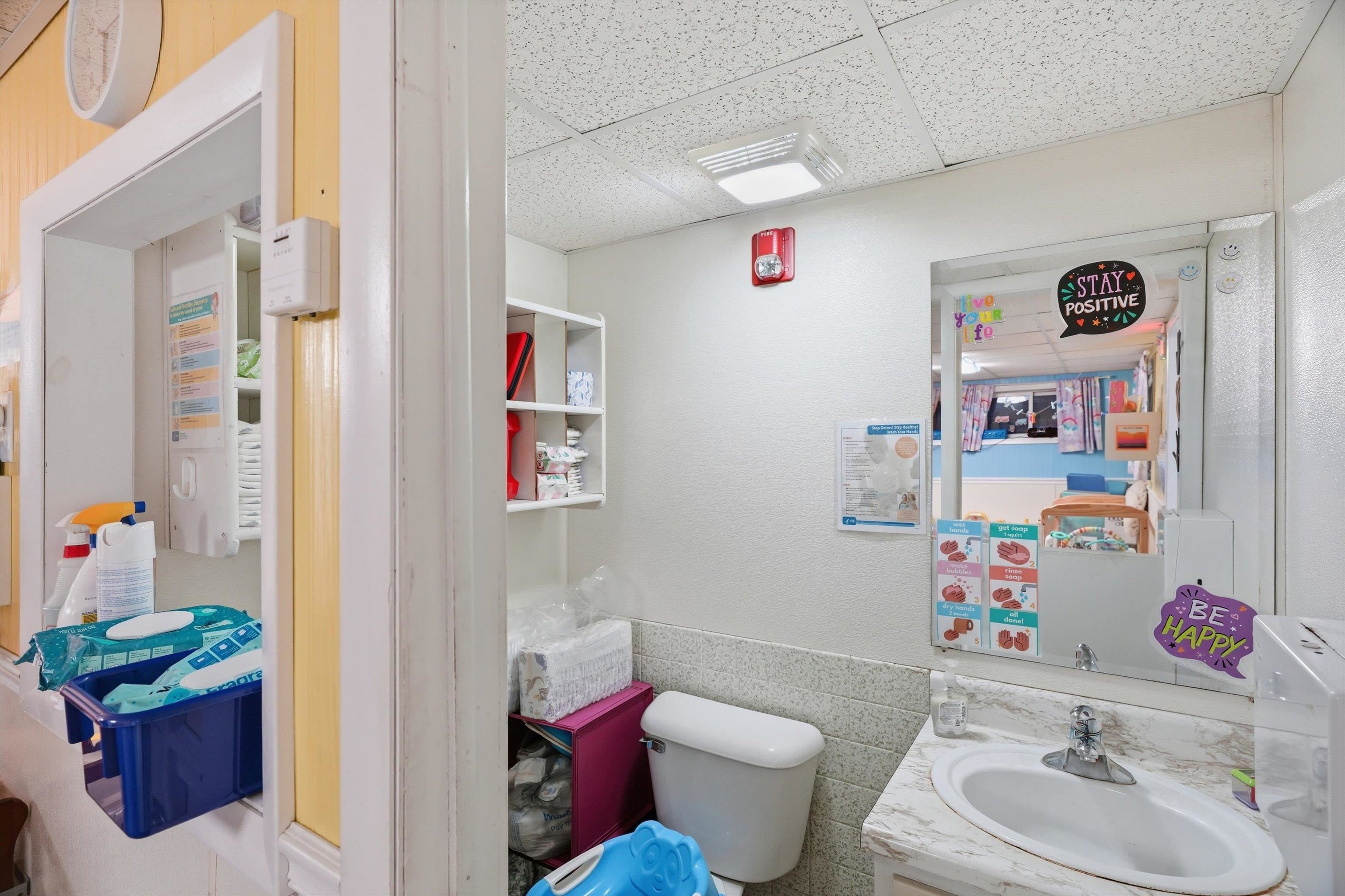 806-808 E VILAS STREET, Marshfield, Wisconsin 54449, 2 Bedrooms Bedrooms, ,1 BathroomBathrooms,Multi-family,For Sale,806-808 E VILAS STREET,22600870