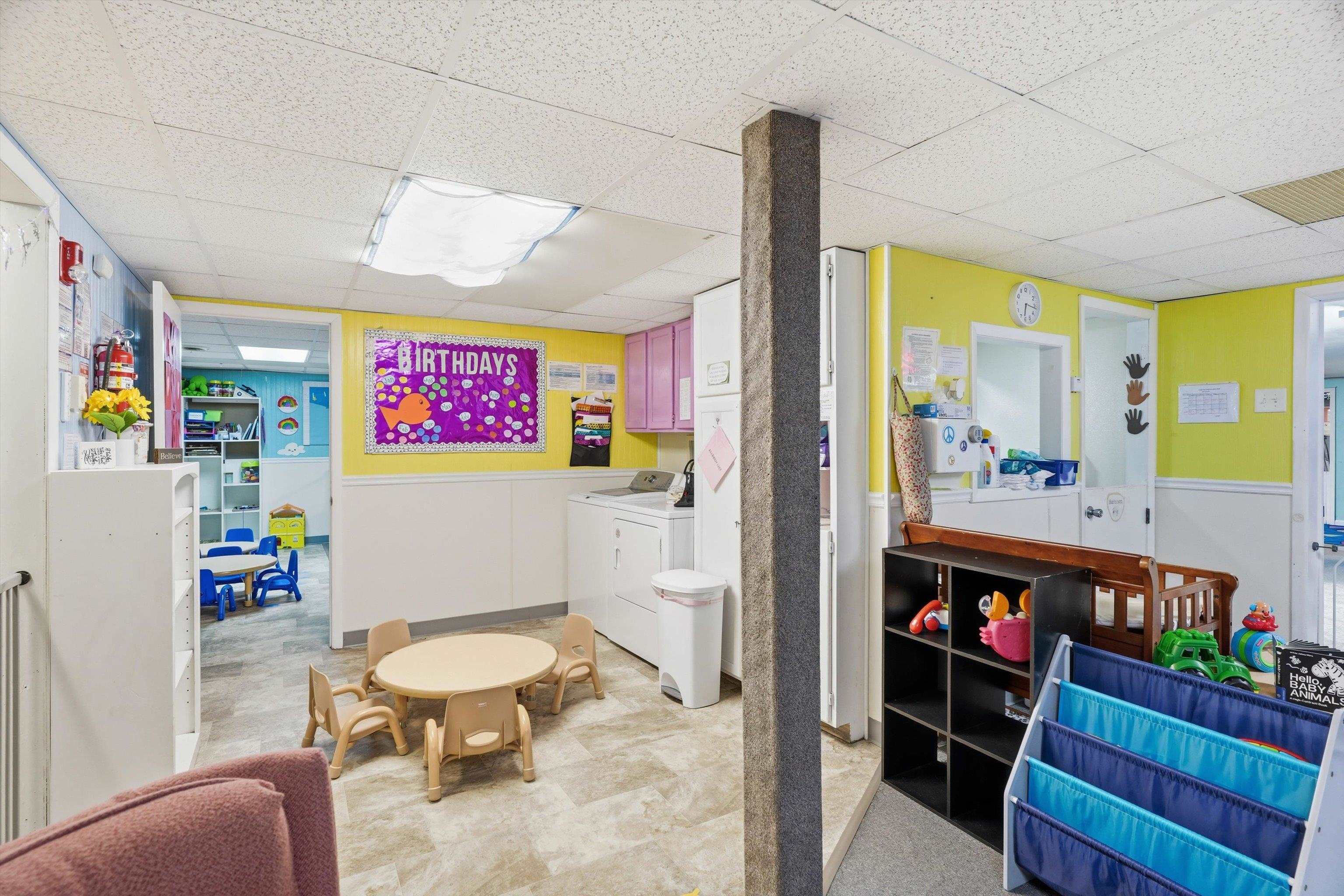 806-808 E VILAS STREET, Marshfield, Wisconsin 54449, 2 Bedrooms Bedrooms, ,1 BathroomBathrooms,Multi-family,For Sale,806-808 E VILAS STREET,22600870