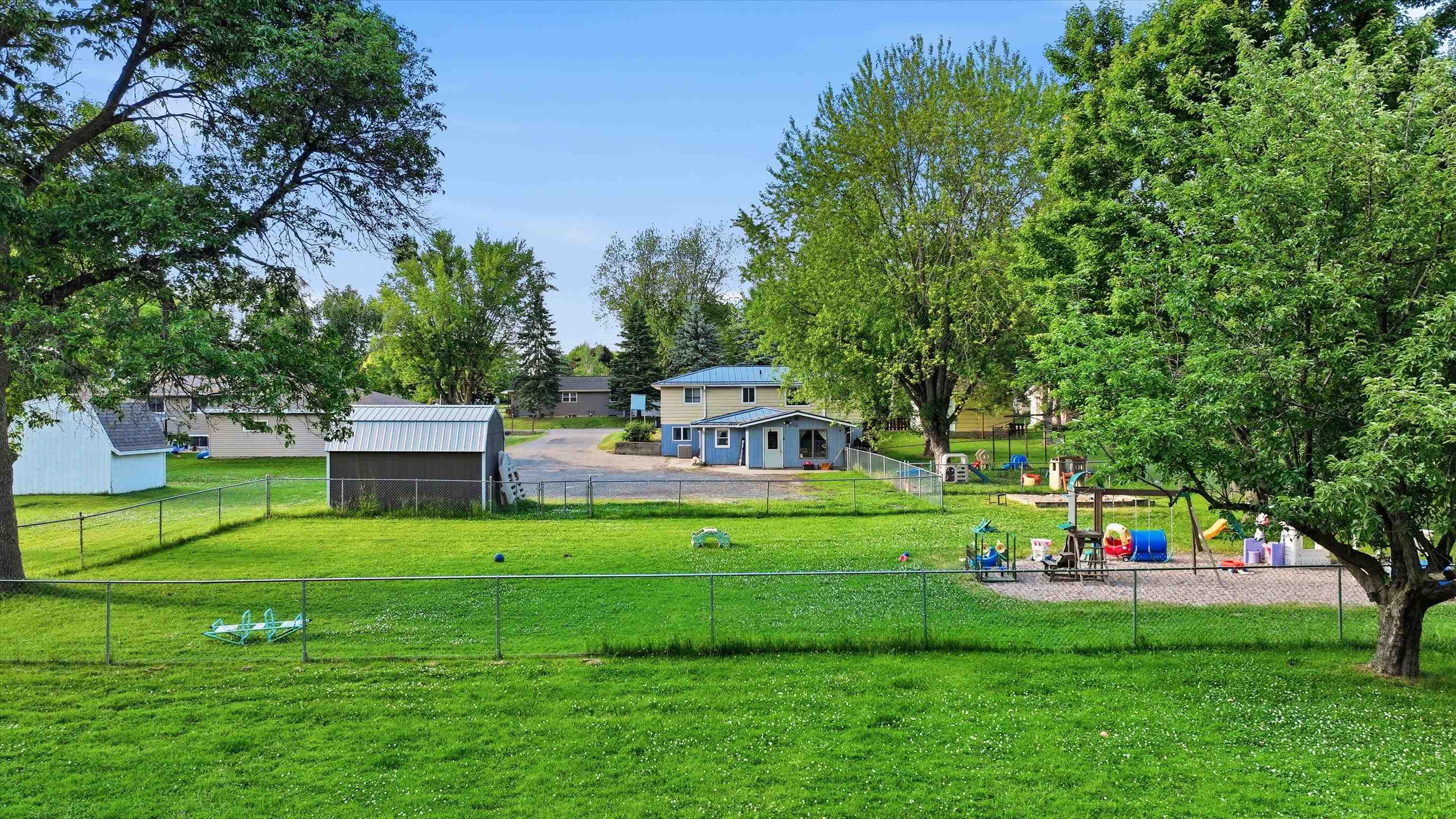 806-808 E VILAS STREET, Marshfield, Wisconsin 54449, 2 Bedrooms Bedrooms, ,1 BathroomBathrooms,Multi-family,For Sale,806-808 E VILAS STREET,22600870