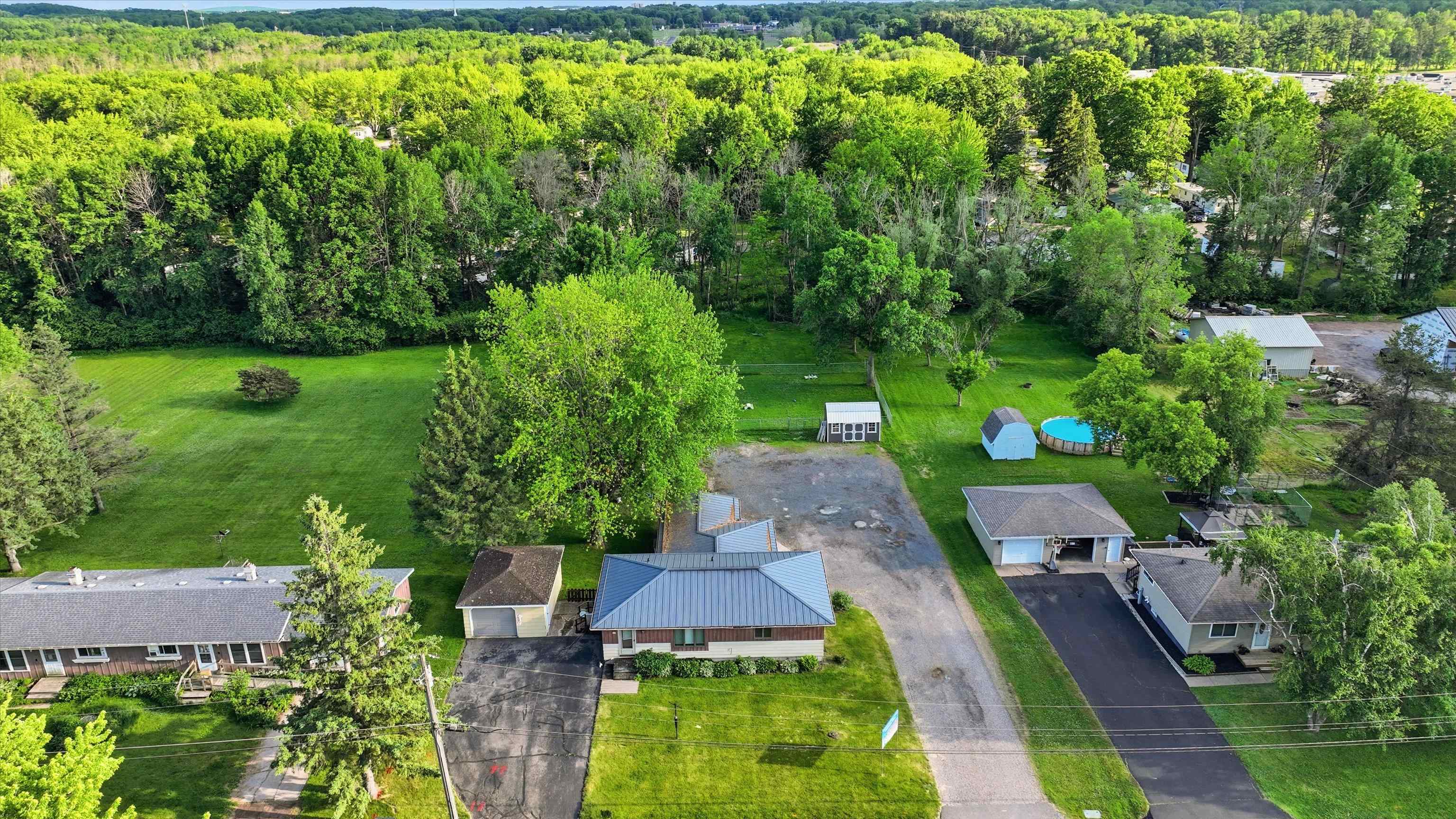 806-808 E VILAS STREET, Marshfield, Wisconsin 54449, 2 Bedrooms Bedrooms, ,1 BathroomBathrooms,Multi-family,For Sale,806-808 E VILAS STREET,22600870