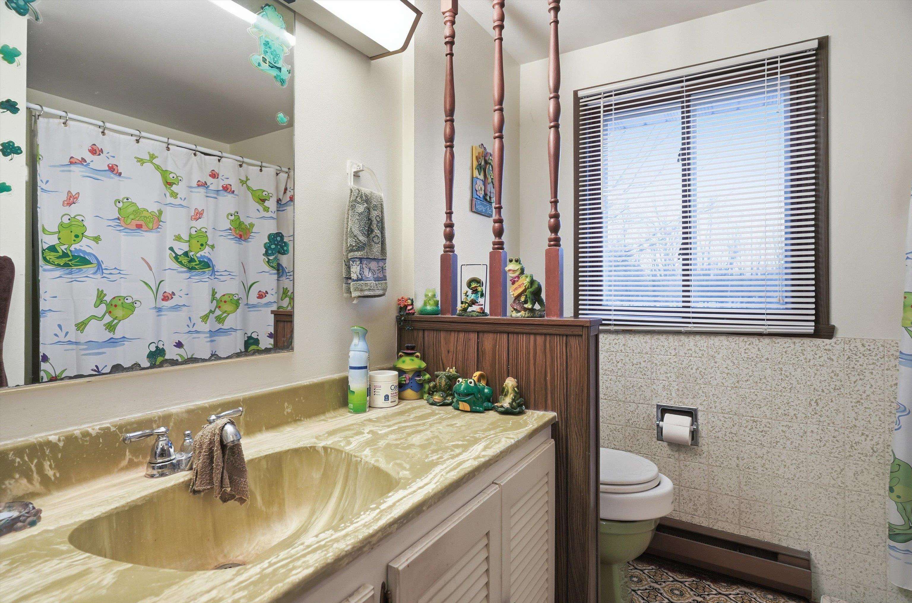 806-808 E VILAS STREET, Marshfield, Wisconsin 54449, 2 Bedrooms Bedrooms, ,1 BathroomBathrooms,Multi-family,For Sale,806-808 E VILAS STREET,22600870