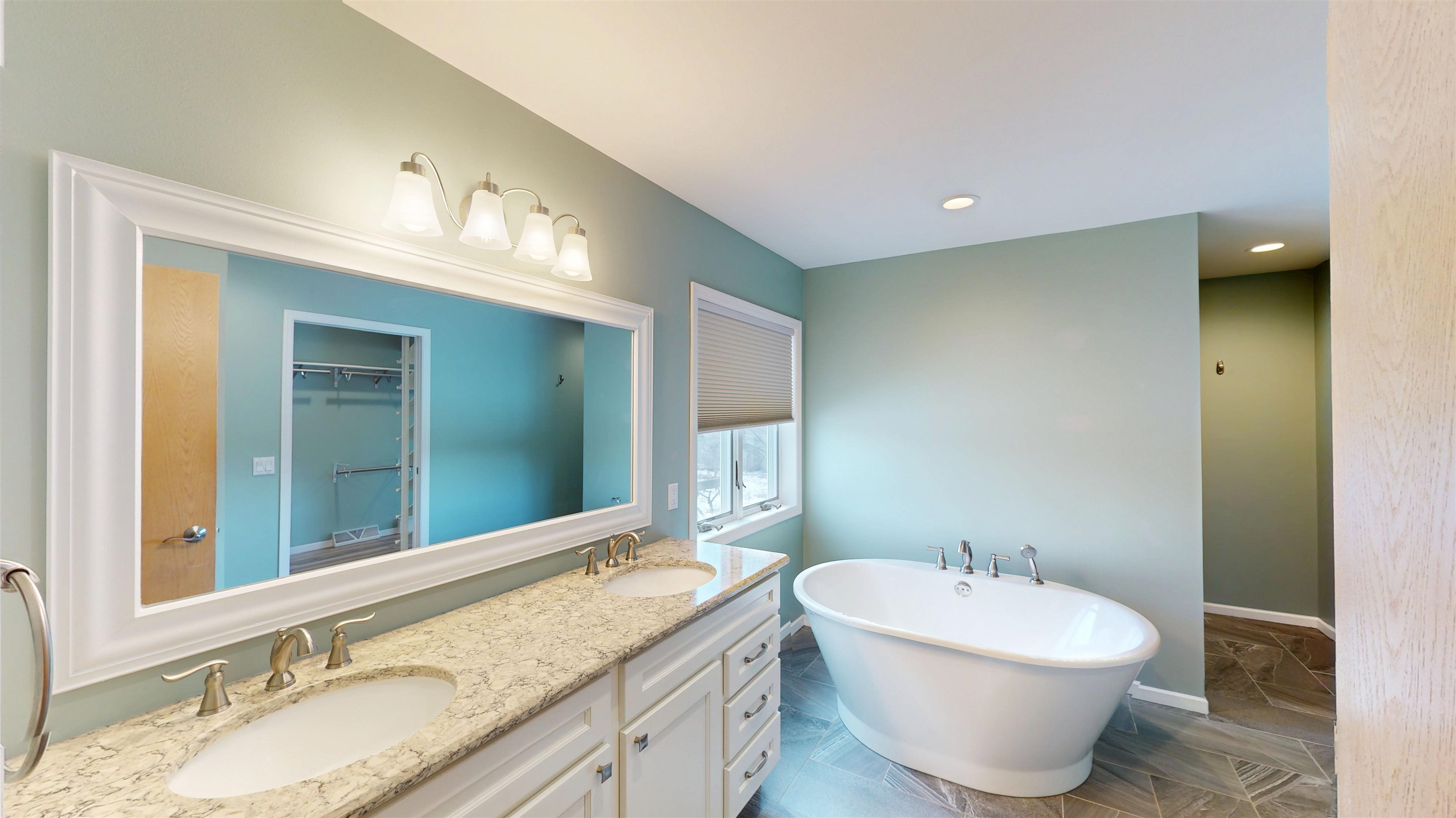 2112 W 3RD STREET, Marshfield, Wisconsin 54449, 6 Bedrooms Bedrooms, ,4 BathroomsBathrooms,Residential,For Sale,2112 W 3RD STREET,22600873