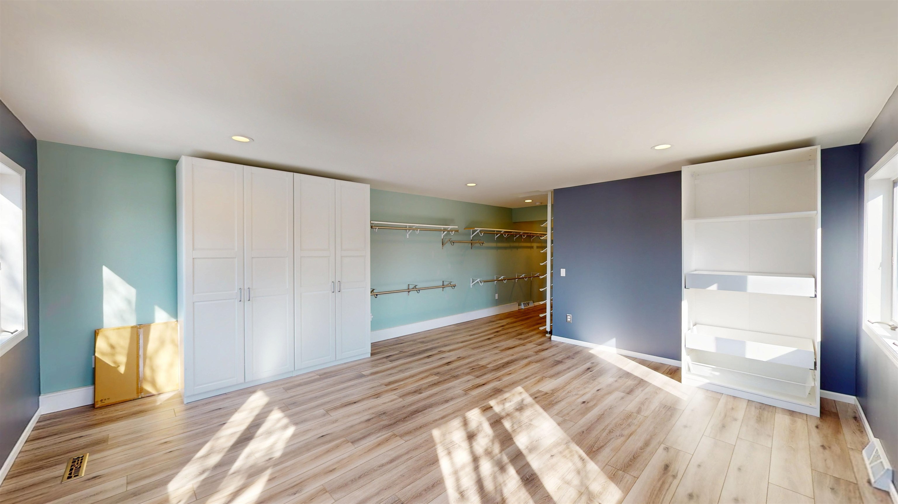 2112 W 3RD STREET, Marshfield, Wisconsin 54449, 6 Bedrooms Bedrooms, ,4 BathroomsBathrooms,Residential,For Sale,2112 W 3RD STREET,22600873