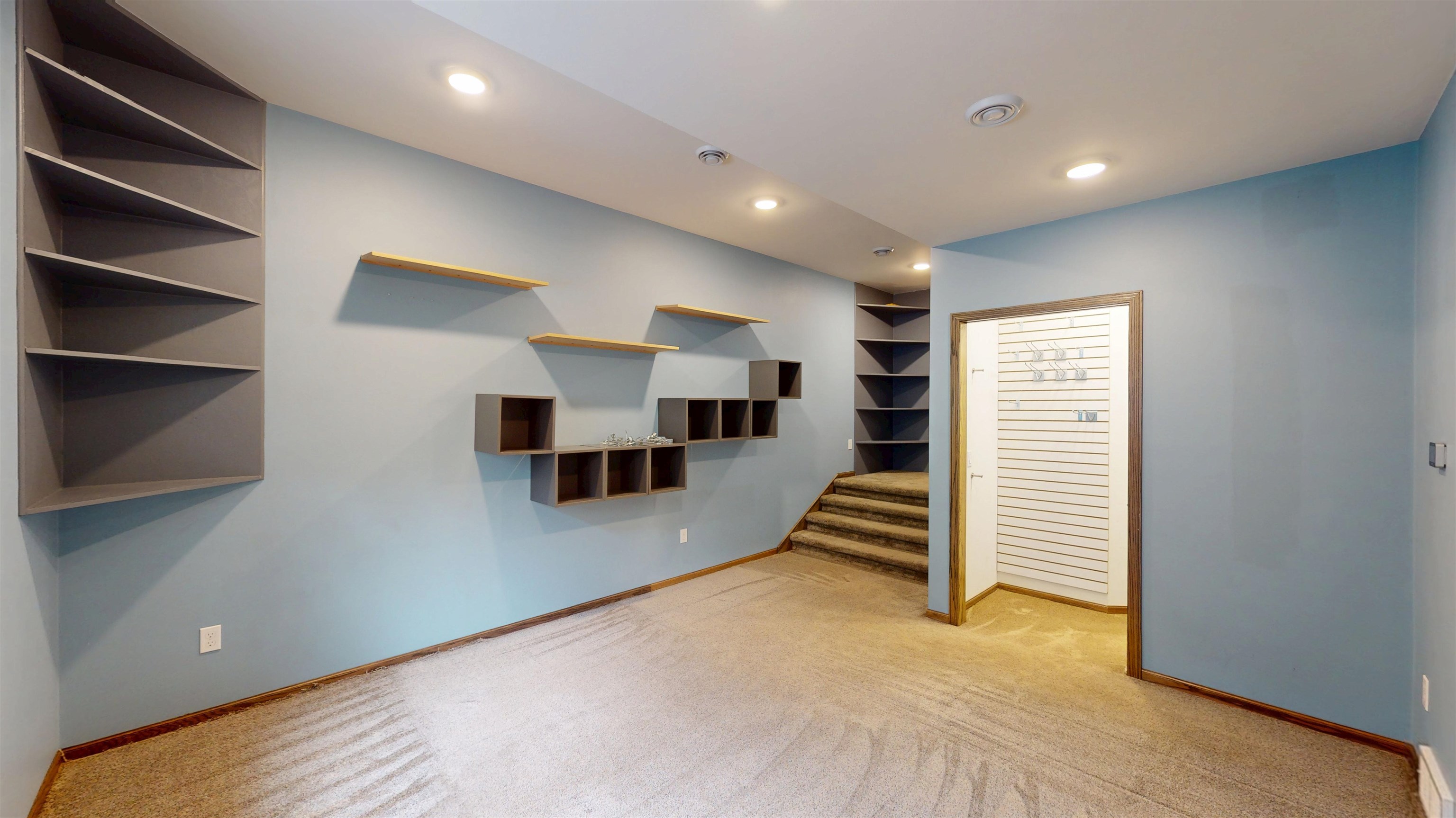 2112 W 3RD STREET, Marshfield, Wisconsin 54449, 6 Bedrooms Bedrooms, ,4 BathroomsBathrooms,Residential,For Sale,2112 W 3RD STREET,22600873