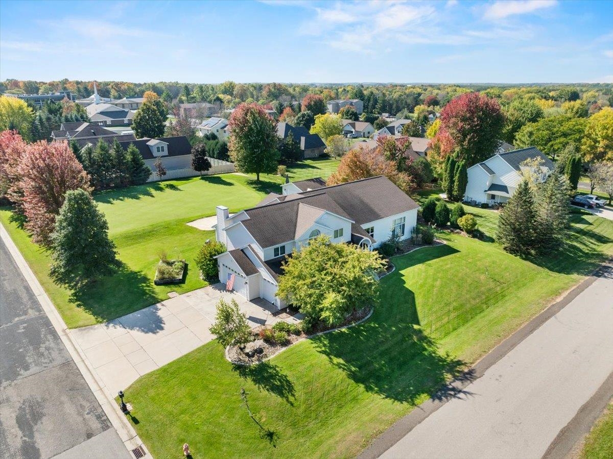 2112 W 3RD STREET, Marshfield, Wisconsin 54449, 6 Bedrooms Bedrooms, ,4 BathroomsBathrooms,Residential,For Sale,2112 W 3RD STREET,22600873