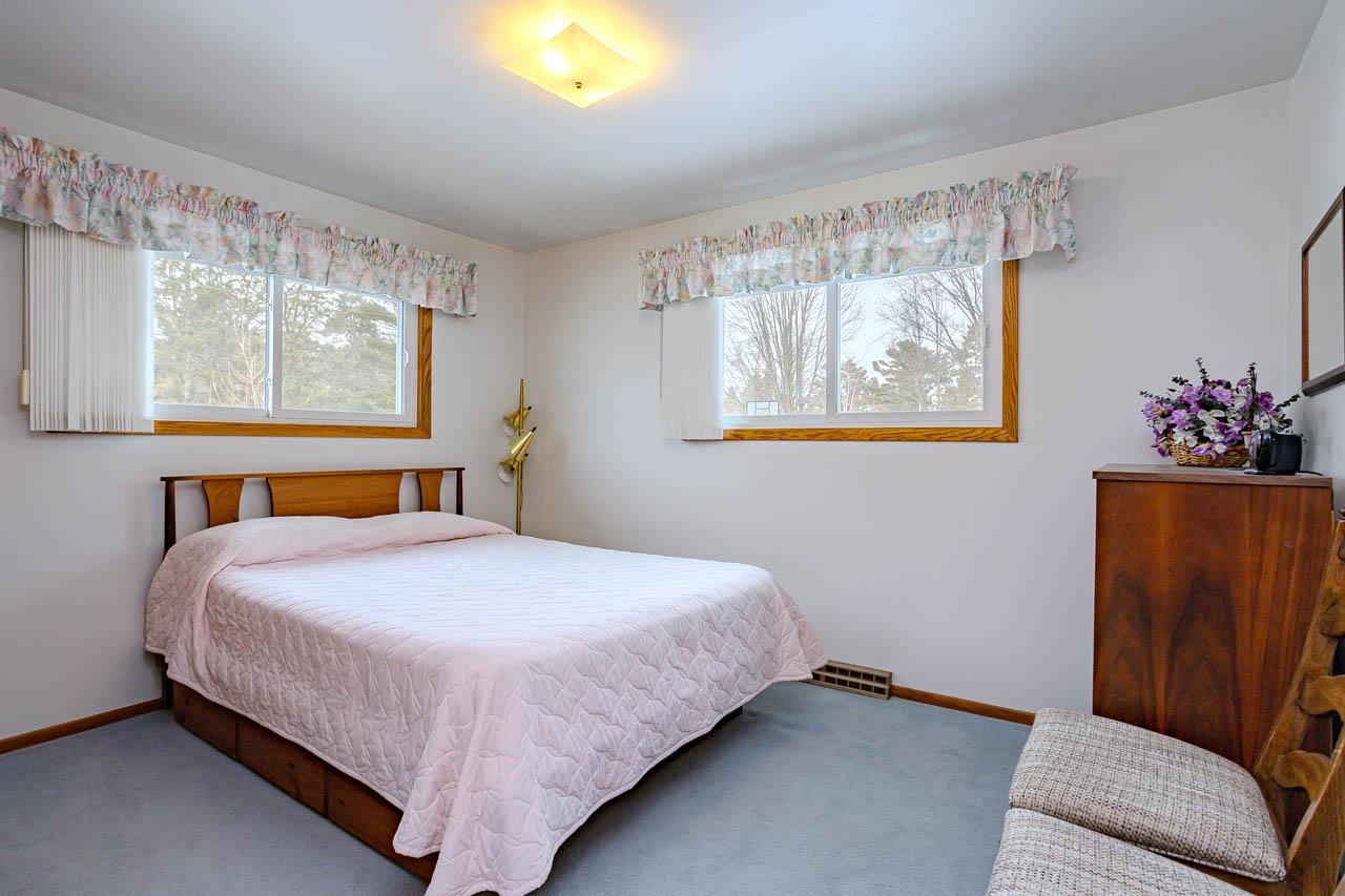 4620 STERNBERG AVENUE, Weston, Wisconsin 54476, 3 Bedrooms Bedrooms, ,2 BathroomsBathrooms,Residential,For Sale,4620 STERNBERG AVENUE,22600882