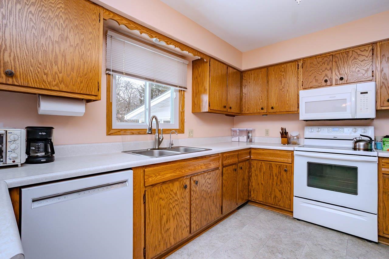 4620 STERNBERG AVENUE, Weston, Wisconsin 54476, 3 Bedrooms Bedrooms, ,2 BathroomsBathrooms,Residential,For Sale,4620 STERNBERG AVENUE,22600882