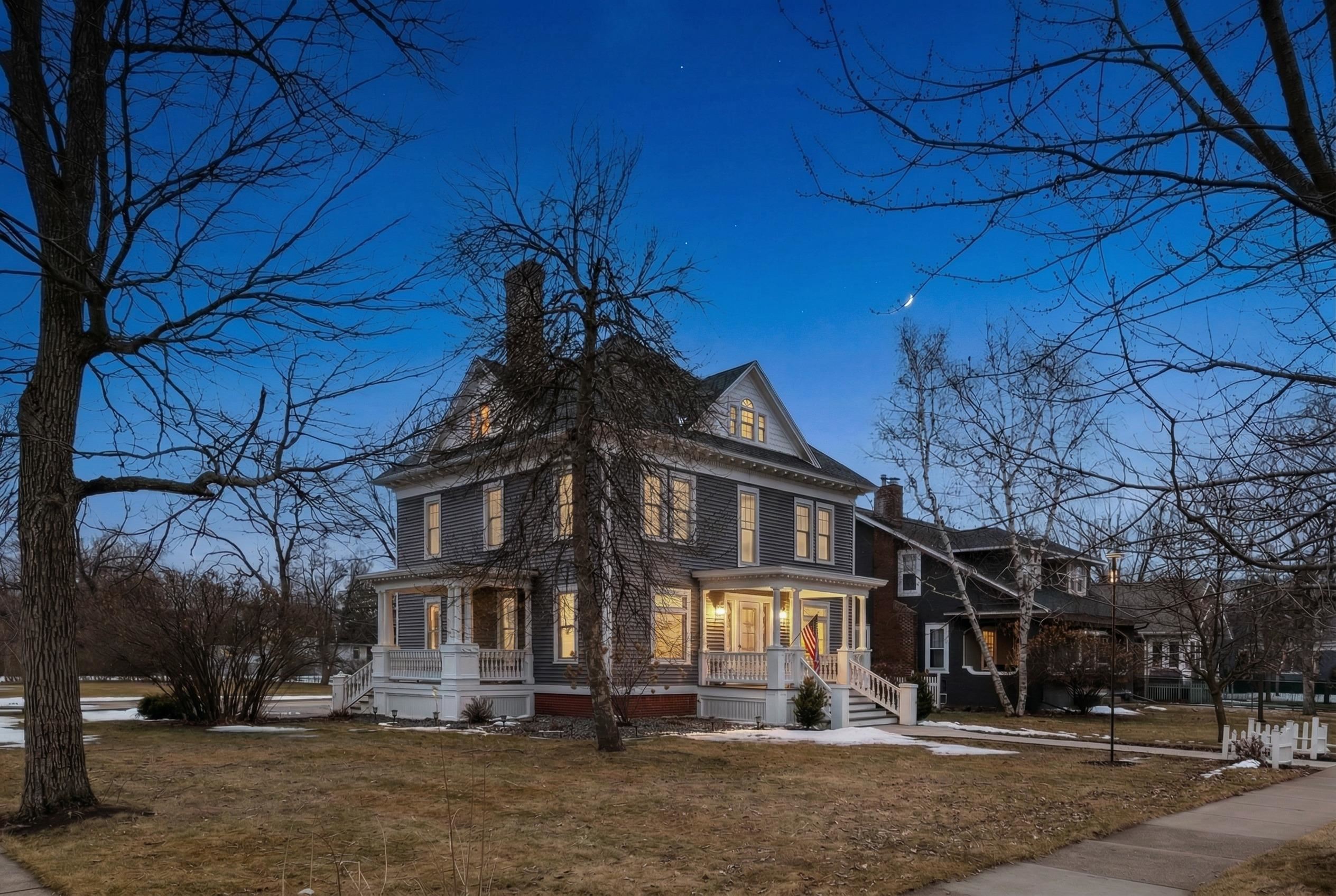 350 MADISON STREET, Wisconsin Rapids, Wisconsin 54494, 4 Bedrooms Bedrooms, ,4 BathroomsBathrooms,Residential,For Sale,350 MADISON STREET,22600884