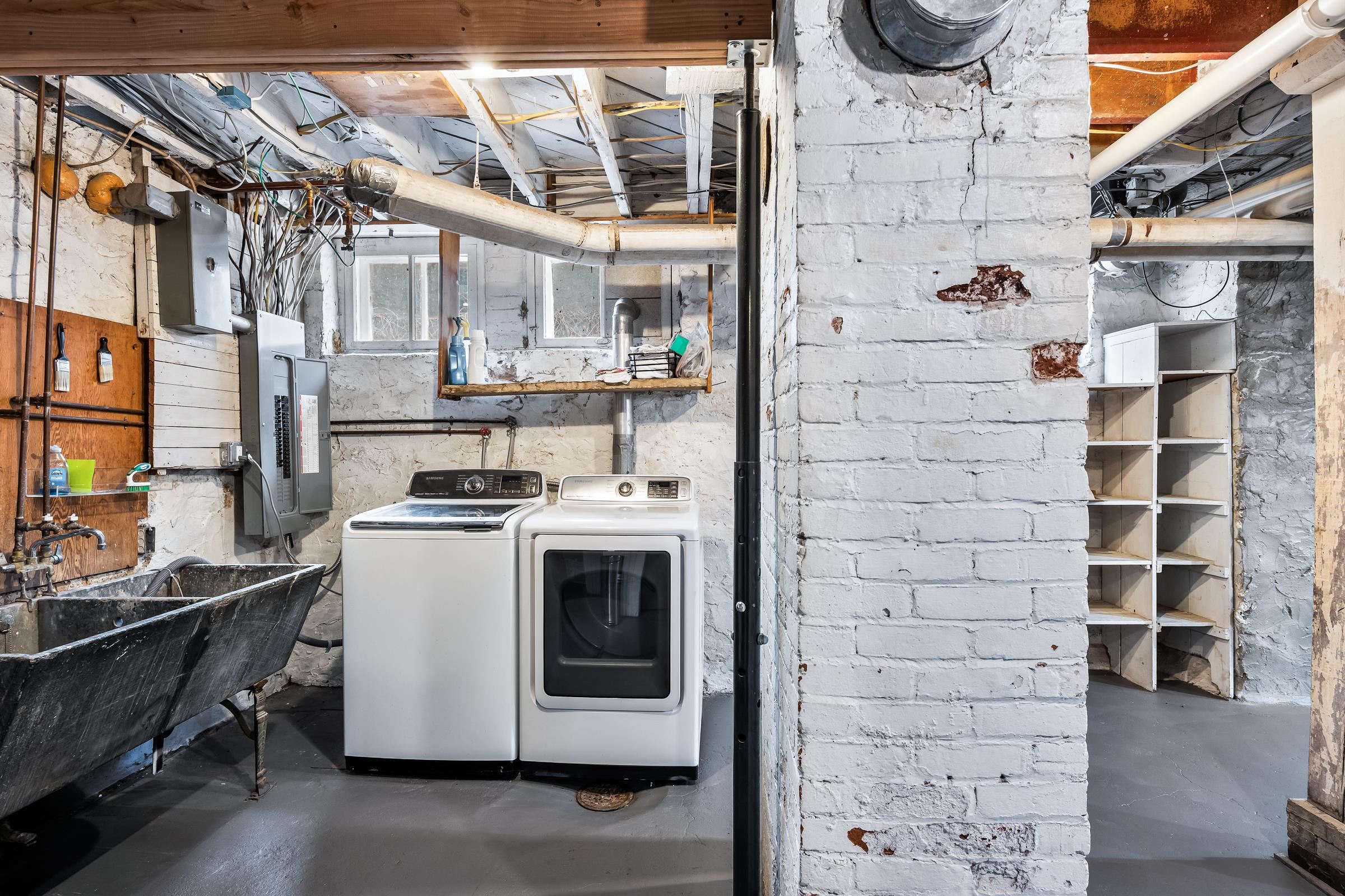 350 MADISON STREET, Wisconsin Rapids, Wisconsin 54494, 4 Bedrooms Bedrooms, ,4 BathroomsBathrooms,Residential,For Sale,350 MADISON STREET,22600884