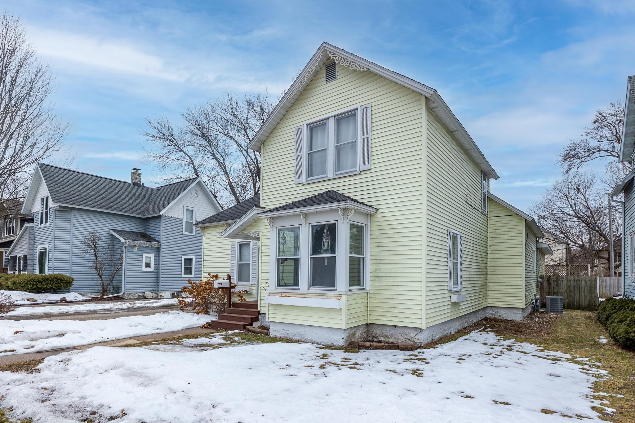 1764 CHURCH STREET, Stevens Point, Wisconsin 54481, 3 Bedrooms Bedrooms, ,2 BathroomsBathrooms,Residential,For Sale,1764 CHURCH STREET,22600885