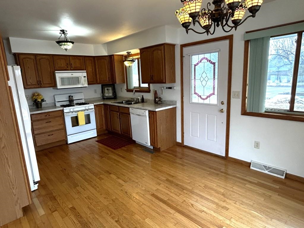 227160 DOVE AVENUE, Wausau, Wisconsin 54401, 2 Bedrooms Bedrooms, ,1 BathroomBathrooms,Residential,For Sale,227160 DOVE AVENUE,22600886