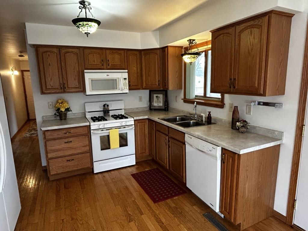 227160 DOVE AVENUE, Wausau, Wisconsin 54401, 2 Bedrooms Bedrooms, ,1 BathroomBathrooms,Residential,For Sale,227160 DOVE AVENUE,22600886