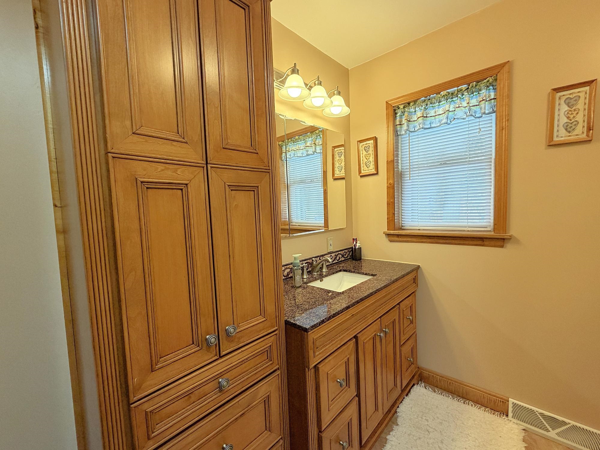 229 5TH AVENUE, Antigo, Wisconsin 54409, 5 Bedrooms Bedrooms, ,2 BathroomsBathrooms,Residential,For Sale,229 5TH AVENUE,22600887