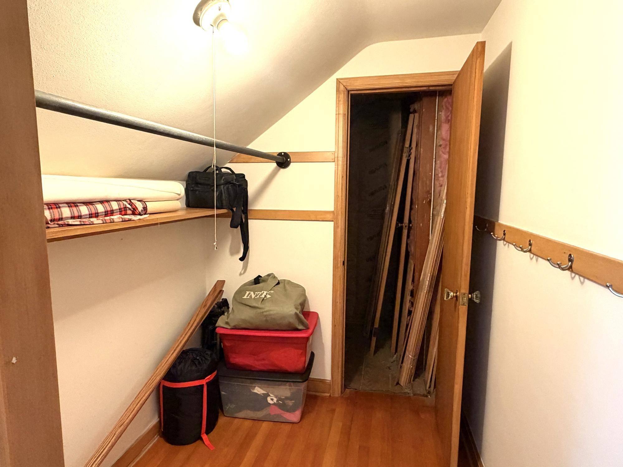 229 5TH AVENUE, Antigo, Wisconsin 54409, 5 Bedrooms Bedrooms, ,2 BathroomsBathrooms,Residential,For Sale,229 5TH AVENUE,22600887