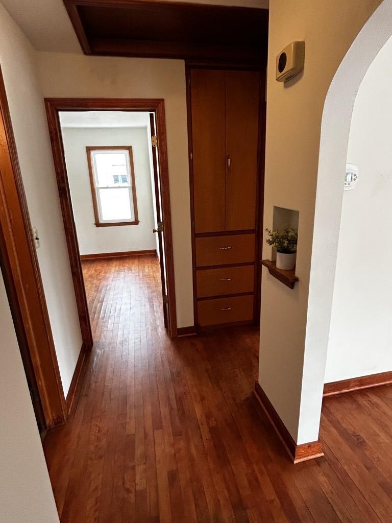 922 S 10TH AVENUE, Wausau, Wisconsin 54401, 2 Bedrooms Bedrooms, ,1 BathroomBathrooms,Residential,For Sale,922 S 10TH AVENUE,22600889