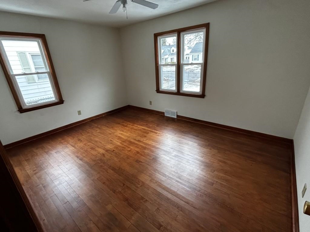 922 S 10TH AVENUE, Wausau, Wisconsin 54401, 2 Bedrooms Bedrooms, ,1 BathroomBathrooms,Residential,For Sale,922 S 10TH AVENUE,22600889