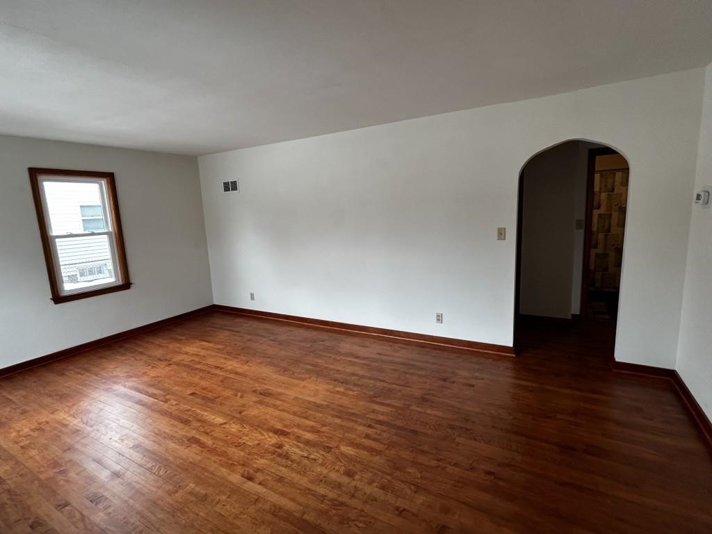 922 S 10TH AVENUE, Wausau, Wisconsin 54401, 2 Bedrooms Bedrooms, ,1 BathroomBathrooms,Residential,For Sale,922 S 10TH AVENUE,22600889