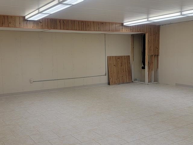 115-117 W UPHAM STREET, Marshfield, Wisconsin 54449, ,Commercial/industrial,For Sale,115-117 W UPHAM STREET,22600892