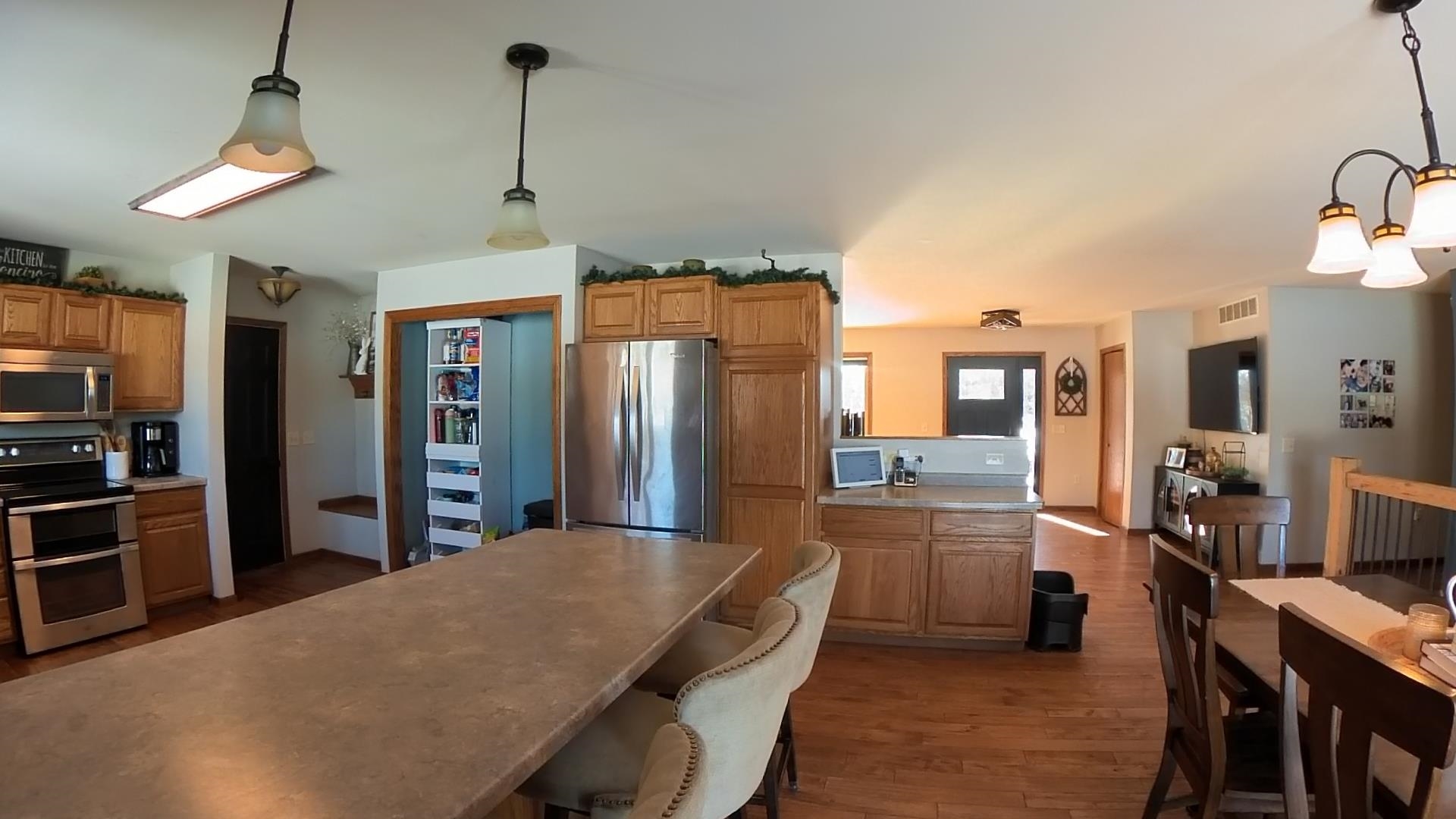 7596 MERRYLAND DRIVE, Rosholt, Wisconsin 54473, 4 Bedrooms Bedrooms, ,2 BathroomsBathrooms,Residential,For Sale,7596 MERRYLAND DRIVE,22600895