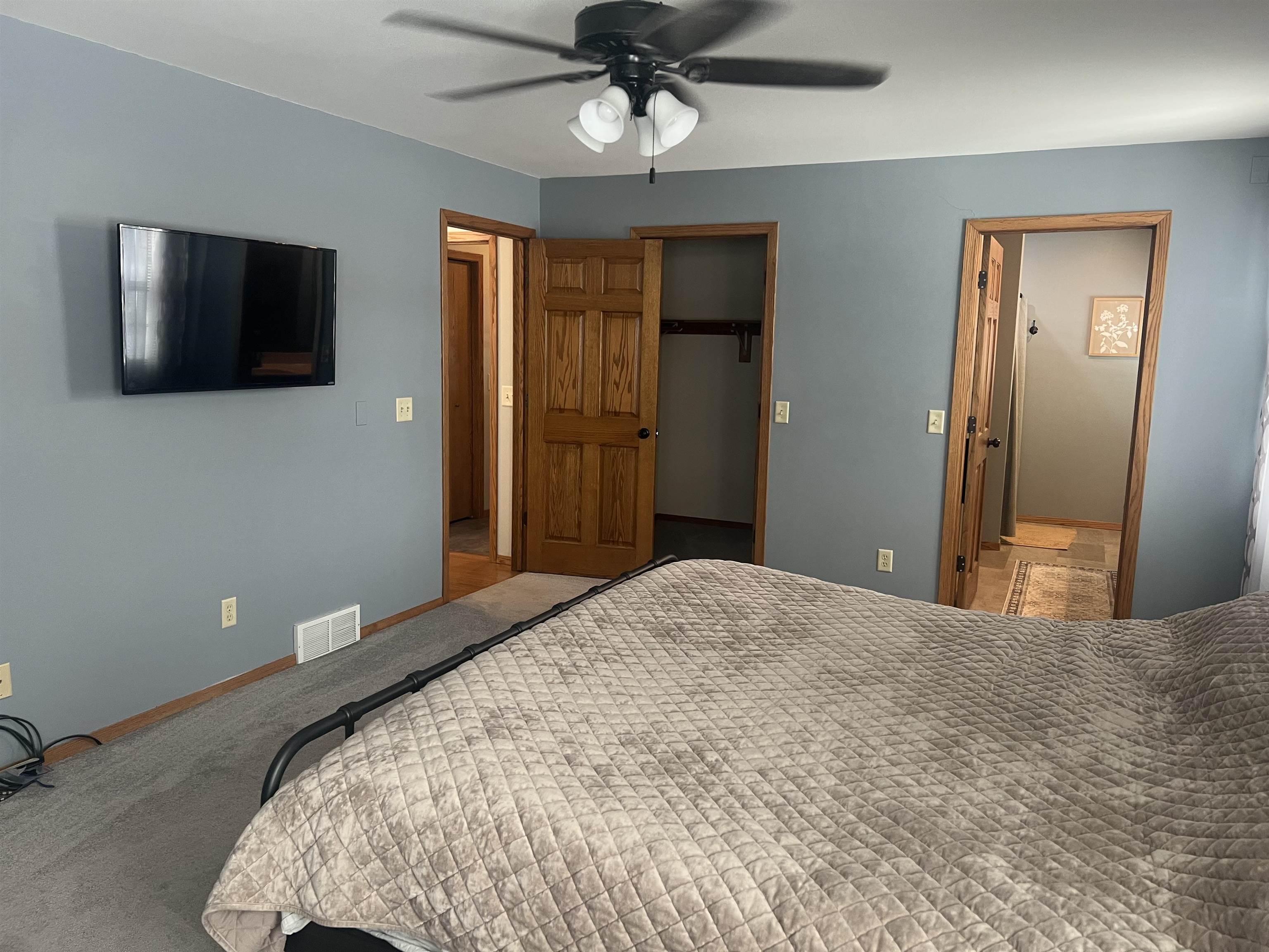 1011 17TH STREET, Mosinee, Wisconsin 54455, 5 Bedrooms Bedrooms, ,3 BathroomsBathrooms,Residential,For Sale,1011 17TH STREET,22600897
