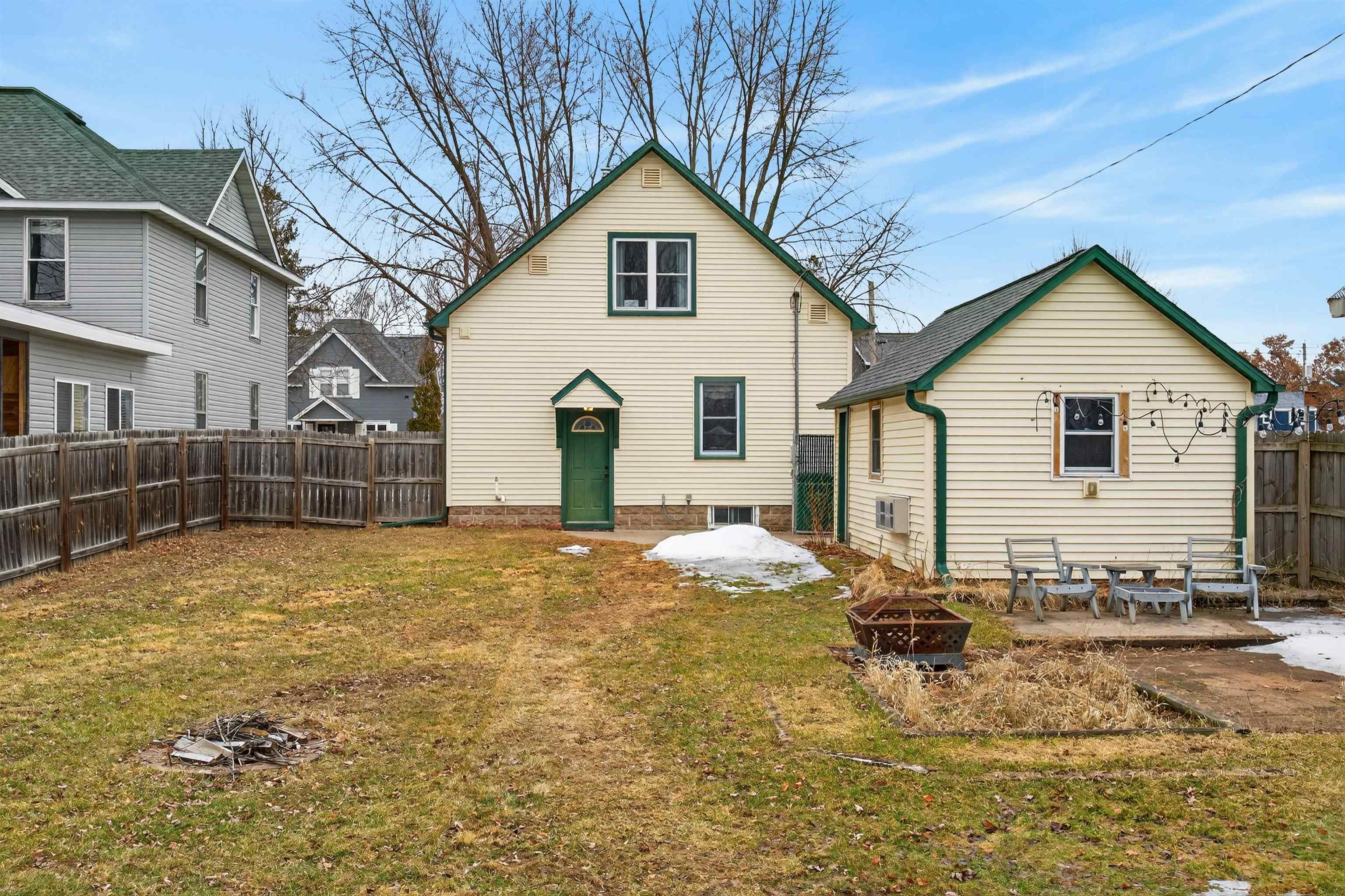 420 10TH STREET SOUTH, Wisconsin Rapids, Wisconsin 54494, 3 Bedrooms Bedrooms, ,1 BathroomBathrooms,Residential,For Sale,420 10TH STREET SOUTH,22600910