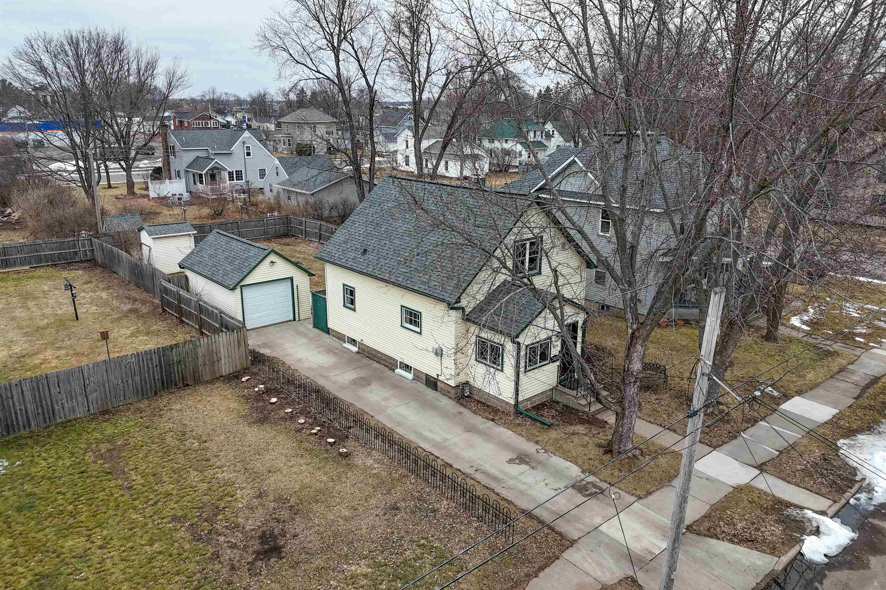 420 10TH STREET SOUTH, Wisconsin Rapids, Wisconsin 54494, 3 Bedrooms Bedrooms, ,1 BathroomBathrooms,Residential,For Sale,420 10TH STREET SOUTH,22600910