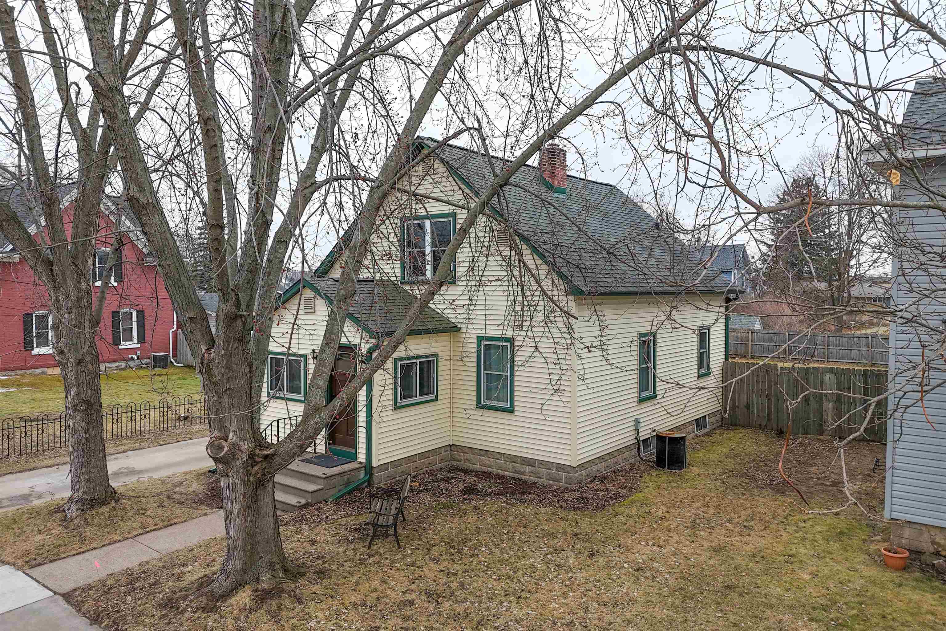 420 10TH STREET SOUTH, Wisconsin Rapids, Wisconsin 54494, 3 Bedrooms Bedrooms, ,1 BathroomBathrooms,Residential,For Sale,420 10TH STREET SOUTH,22600910