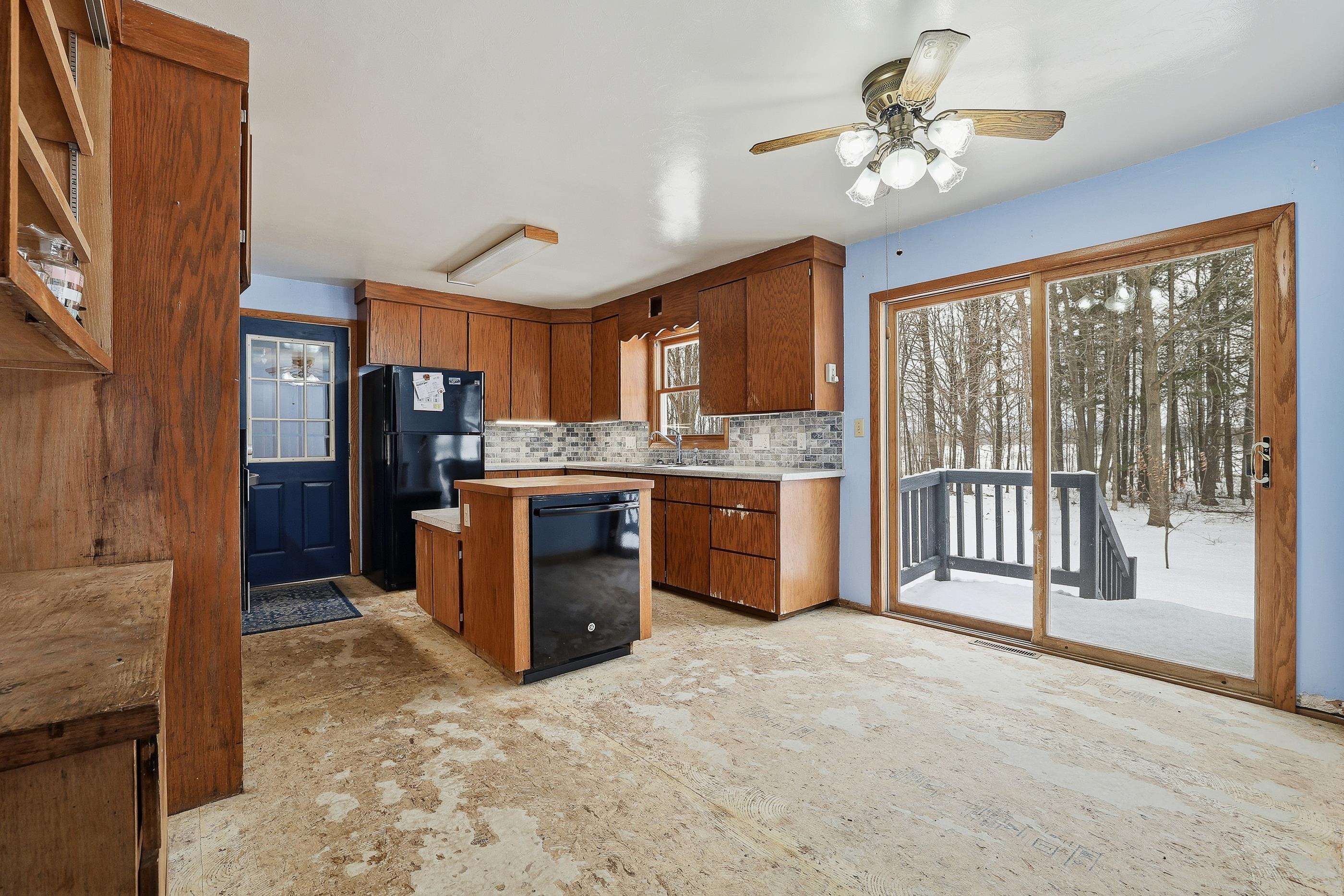 546 COUNTY ROAD G, CARSON, Wisconsin 54443, 4 Bedrooms Bedrooms, ,1 BathroomBathrooms,Residential,For Sale,546 COUNTY ROAD G,22600916