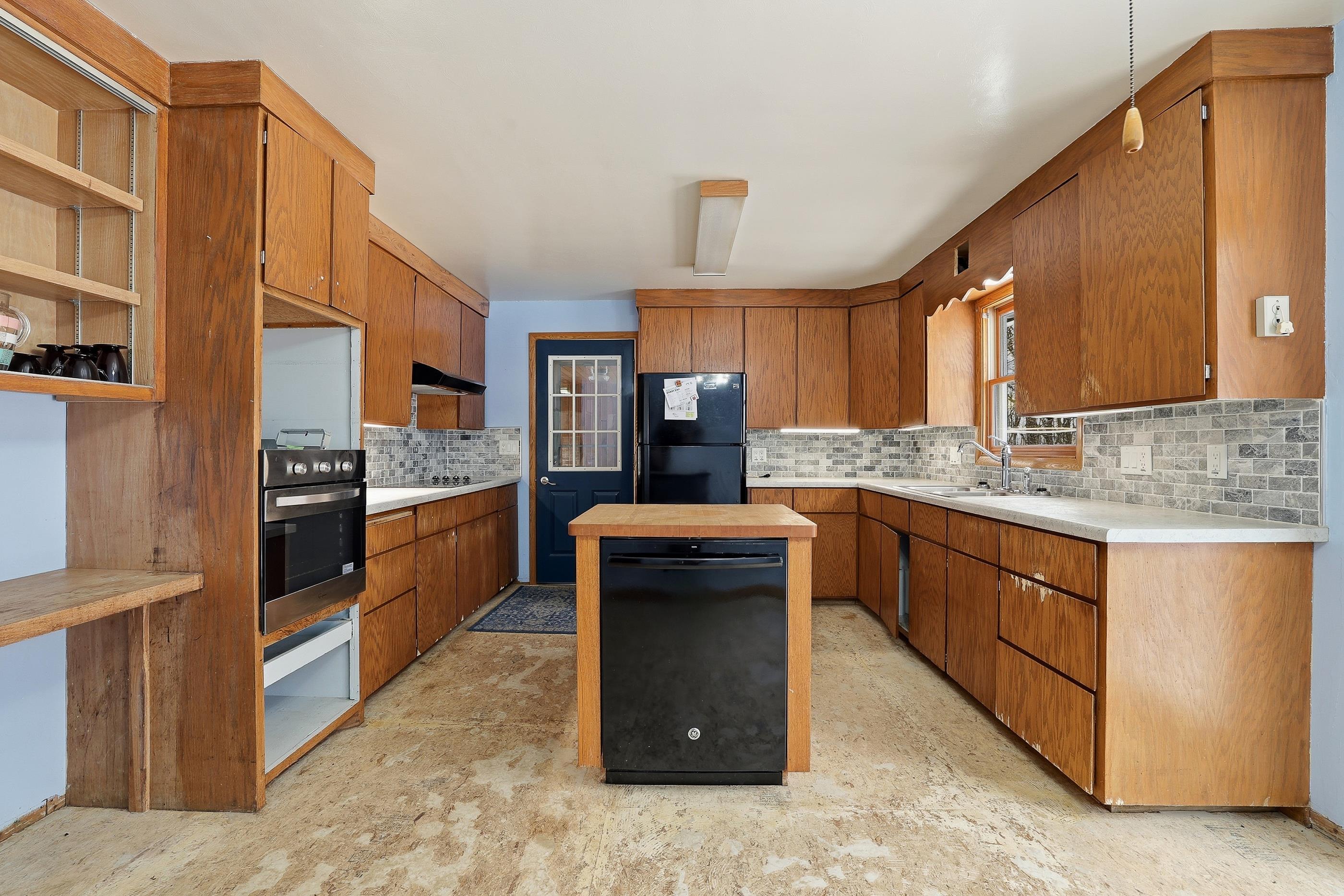 546 COUNTY ROAD G, CARSON, Wisconsin 54443, 4 Bedrooms Bedrooms, ,1 BathroomBathrooms,Residential,For Sale,546 COUNTY ROAD G,22600916
