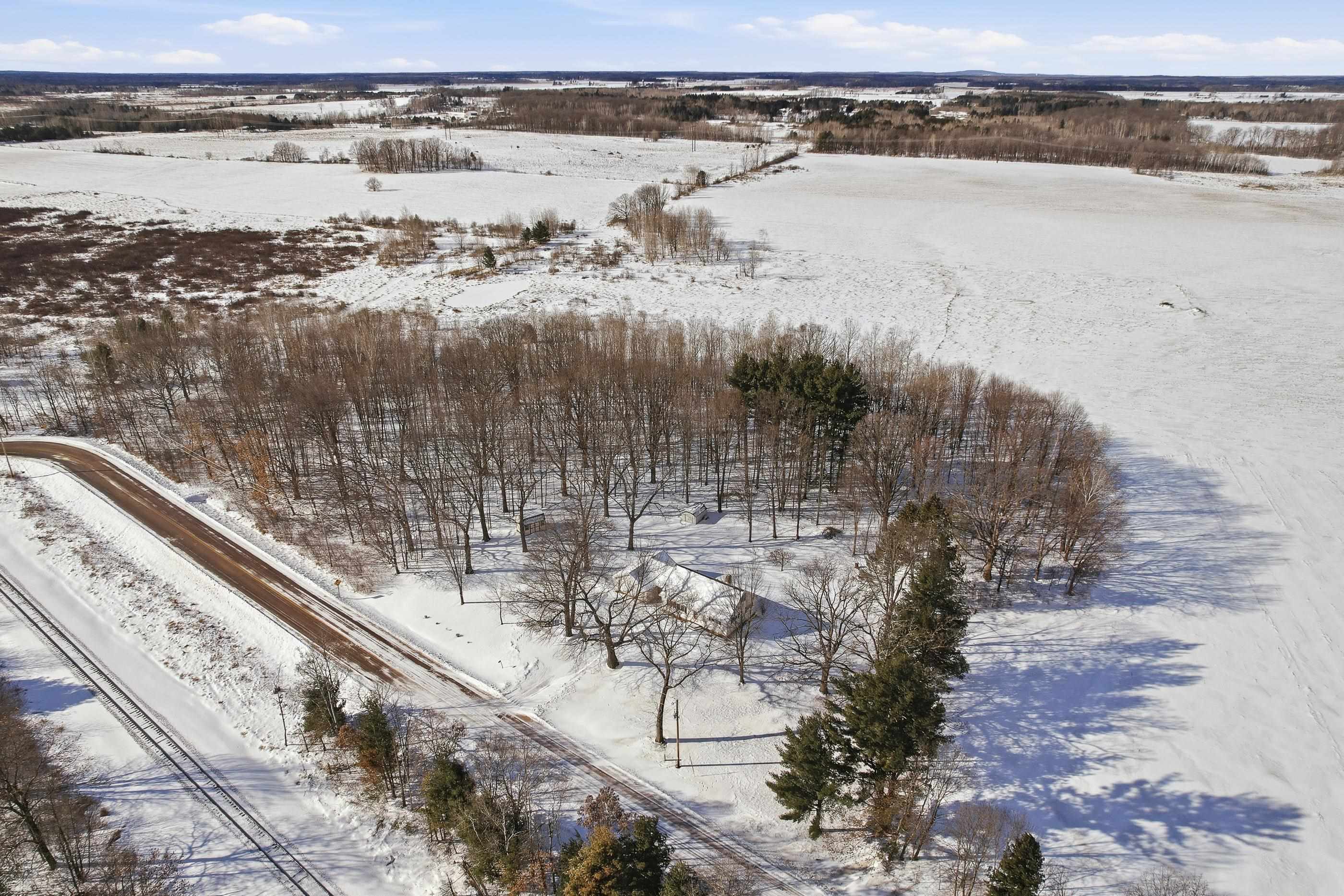 546 COUNTY ROAD G, CARSON, Wisconsin 54443, 4 Bedrooms Bedrooms, ,1 BathroomBathrooms,Residential,For Sale,546 COUNTY ROAD G,22600916